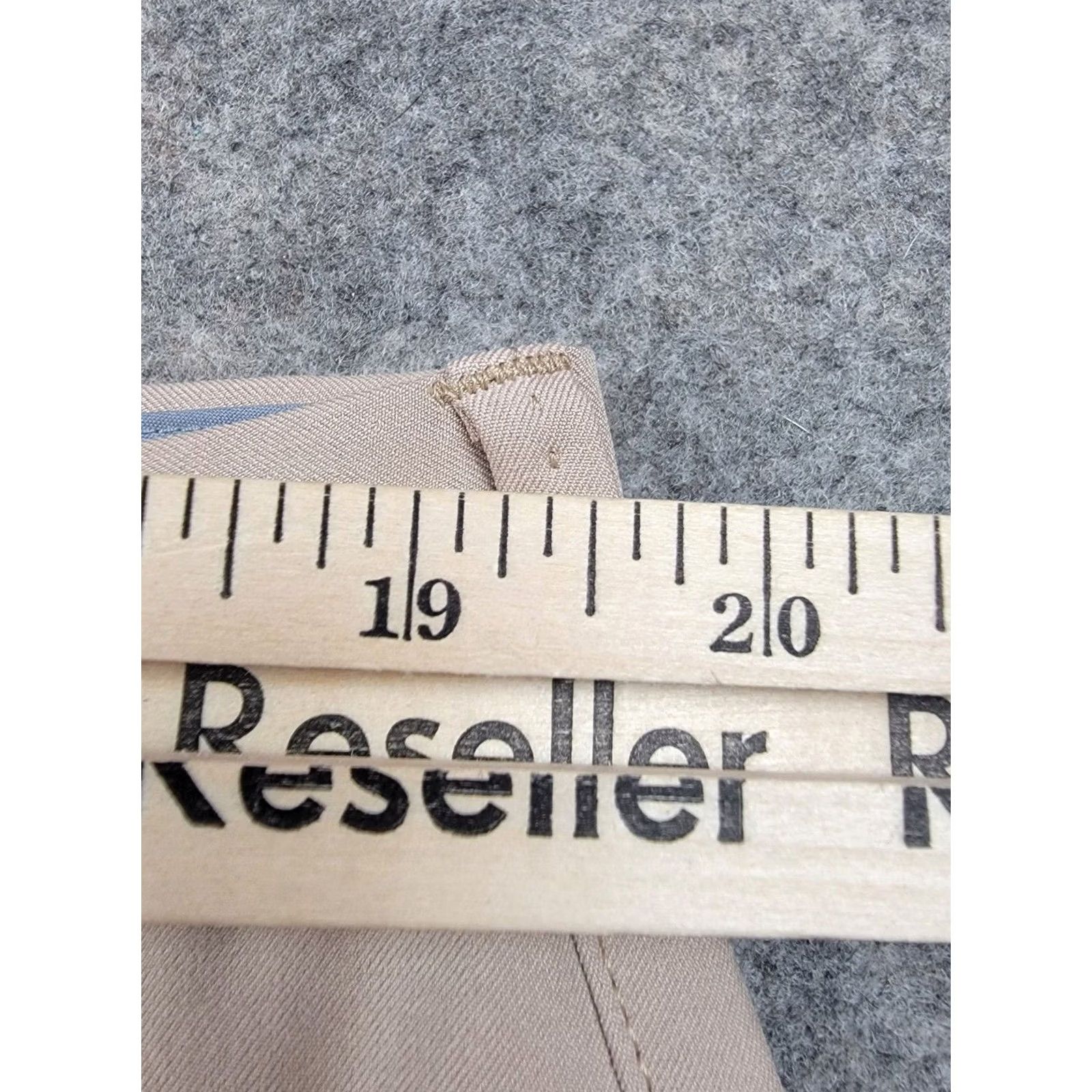 Peter Millar Peter Millar Shorts Mens 40 Brown Beige Wicking Element Golf Casual Preppy Sports Bermuda Front Button Embroidered Logo Pockets Mens Size US 40 / EU 56 - 4 Thumbnail