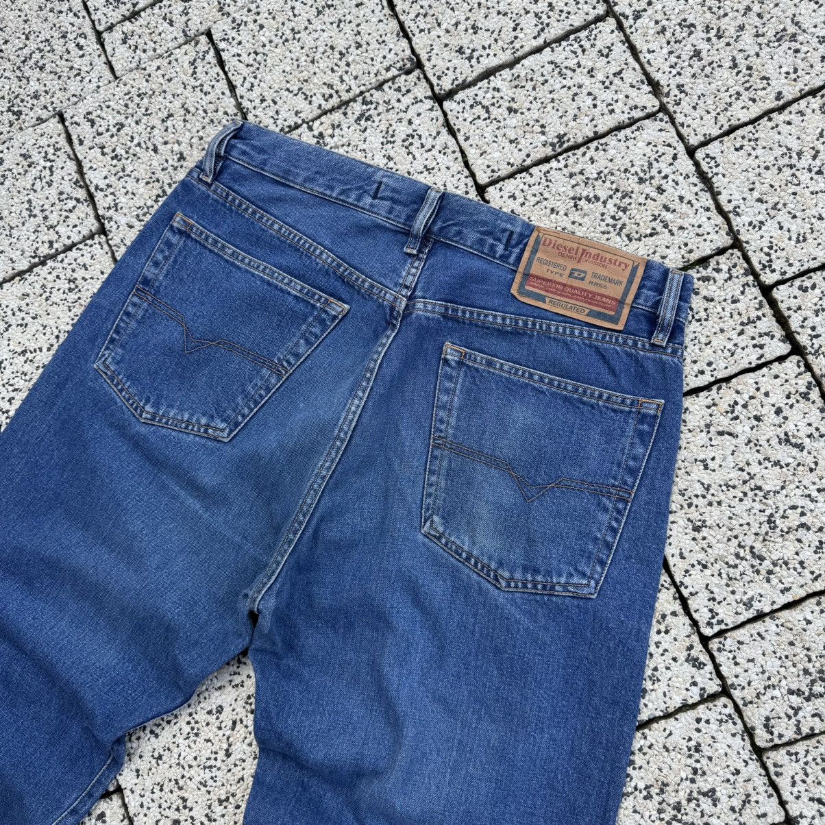 Diesel × Vintage Diesel Vintage Straight Jeans Basic Blue Denim Size US 34 / EU 50 - 7 Thumbnail