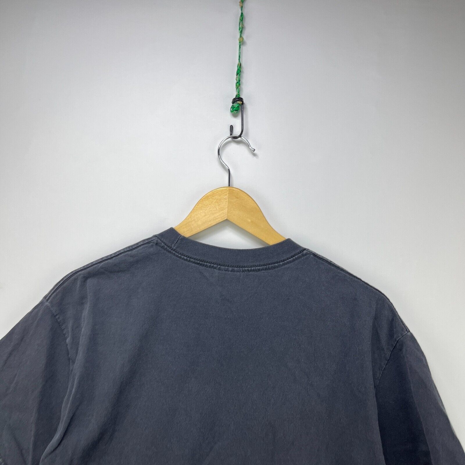 DC × Vintage Vintage Y2K DC Skateboards Graffiti Baggy T-Shirt Large Size US L / EU 52-54 / 3 - 9 Thumbnail