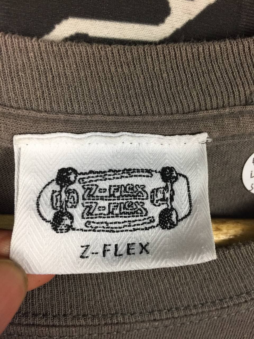 Vintage Vtg Z-Flex Skateboards Dogtown Style Long Sleeve Tee Size US L / EU 52-54 / 3 - 11 Thumbnail
