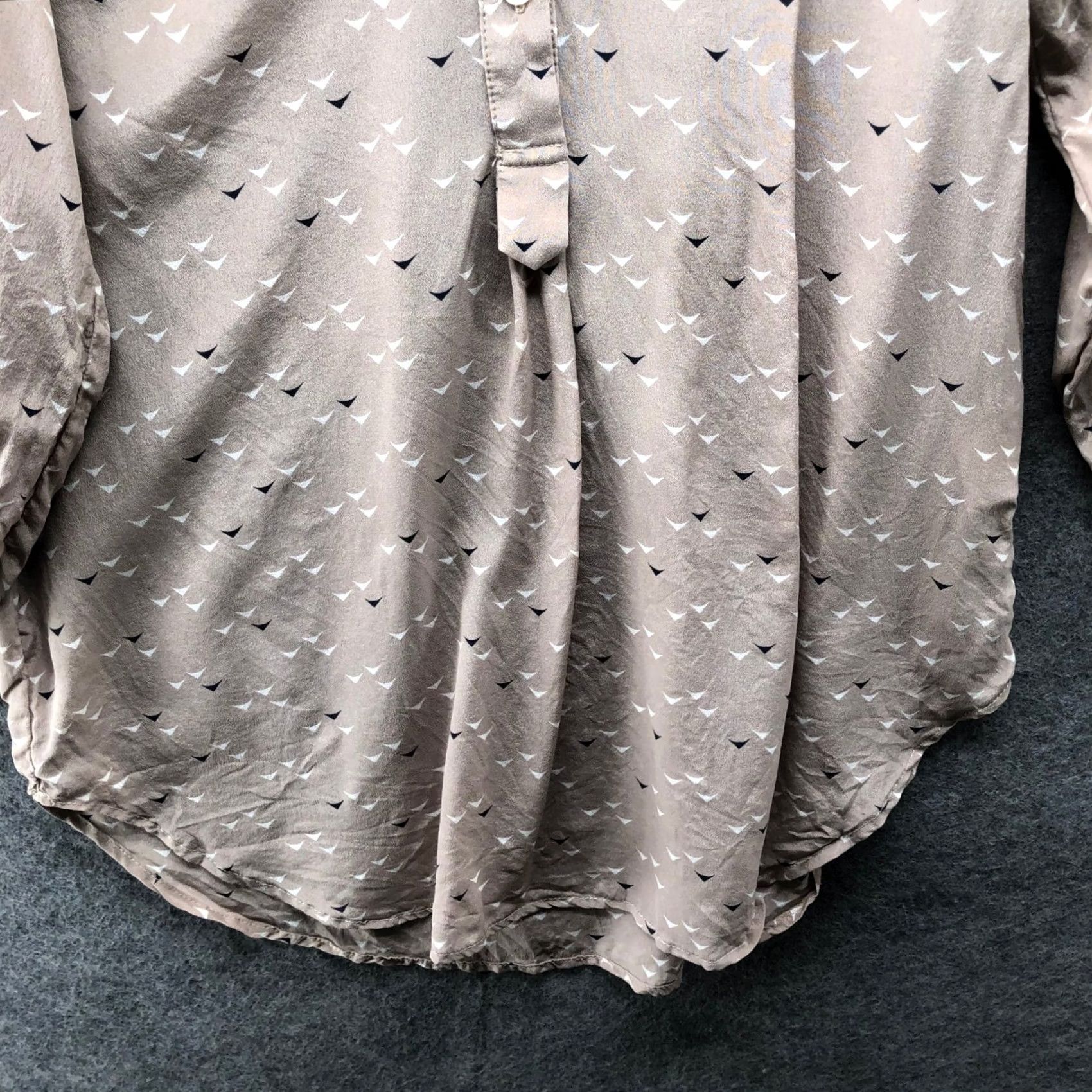 Vintage Amour Vert Blouse Womens M Beige 3/4 Sleeve Silk Printed Geometric Size M / US 6-8 / IT 42-44 - 6 Thumbnail