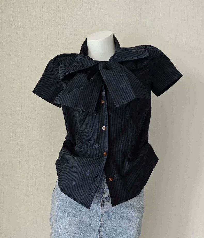 Vivienne Westwood Vivienne Westwood Black overcoat with dark blue stripes Size M / US 6-8 / IT 42-44 - 1 Thumbnail