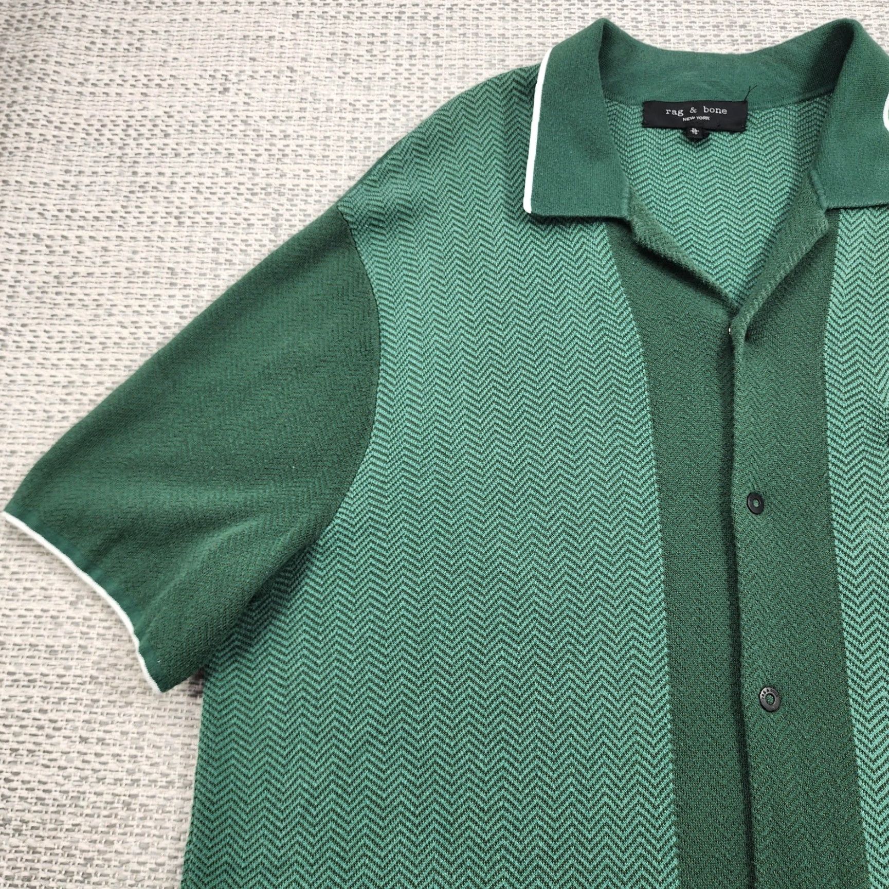 Rag & Bone rag & bone Shirt Mens XL Green Knit Button Up Collar Herringbone Pocket Stretch Size US XL / EU 56 / 4 - 3 Thumbnail