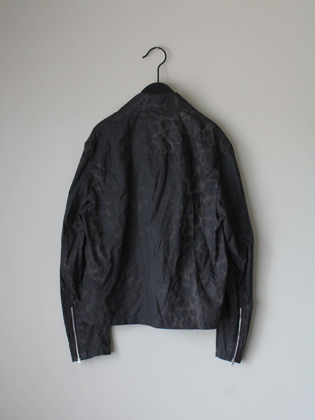 Helmut Lang SS19 Reflective Leopard Zip-up Jacket Size US L / EU 52-54 / 3 - 3 Thumbnail