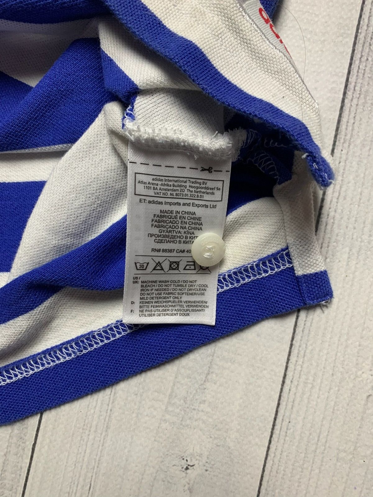 Adidas × Chelsea Soccer × Vintage Vintage adidas Chelsea polo striped logo rare size M Size US M / EU 48-50 / 2 - 4 Thumbnail