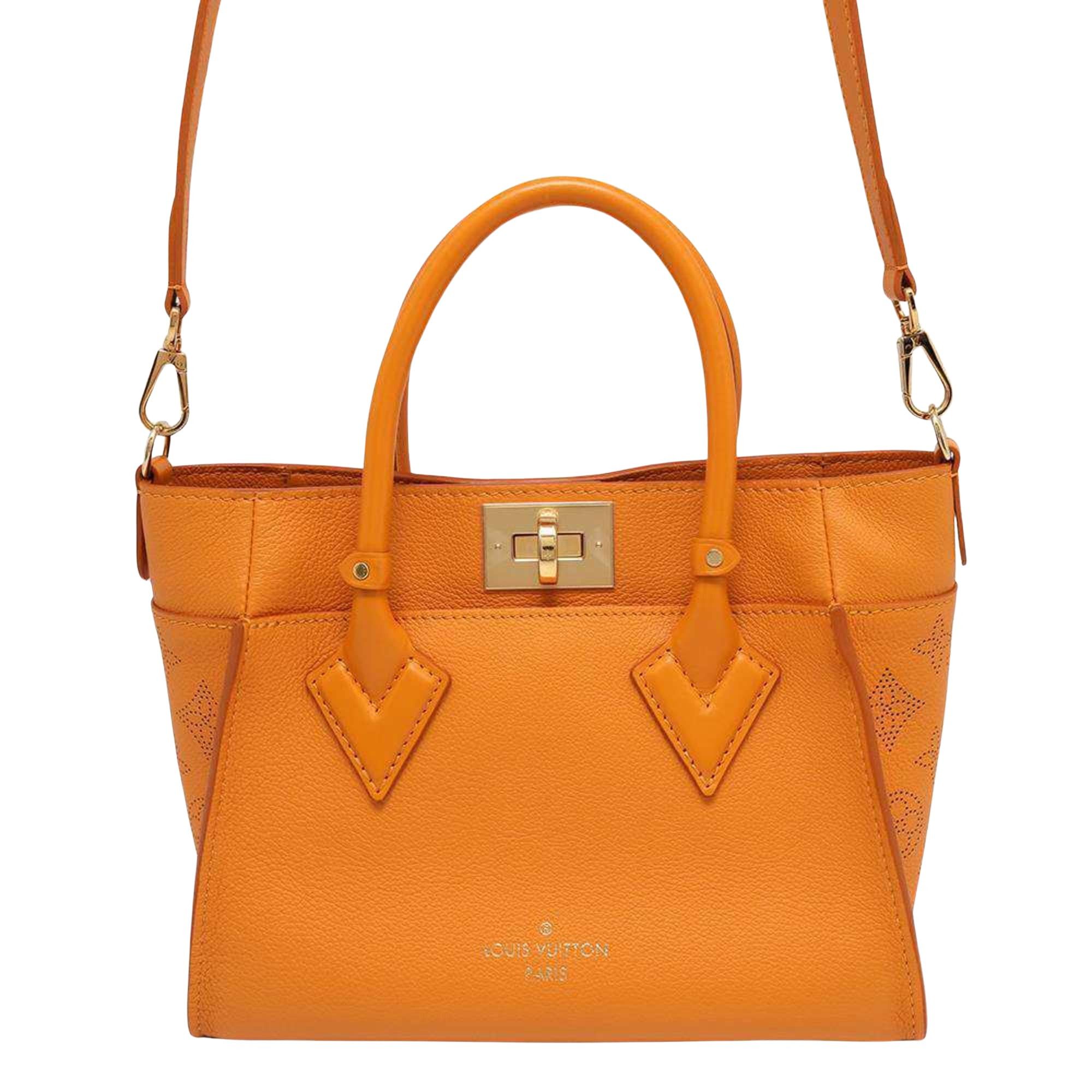 Louis Vuitton Louis Vuitton On my Side handbag Size ONE SIZE - 1 Thumbnail