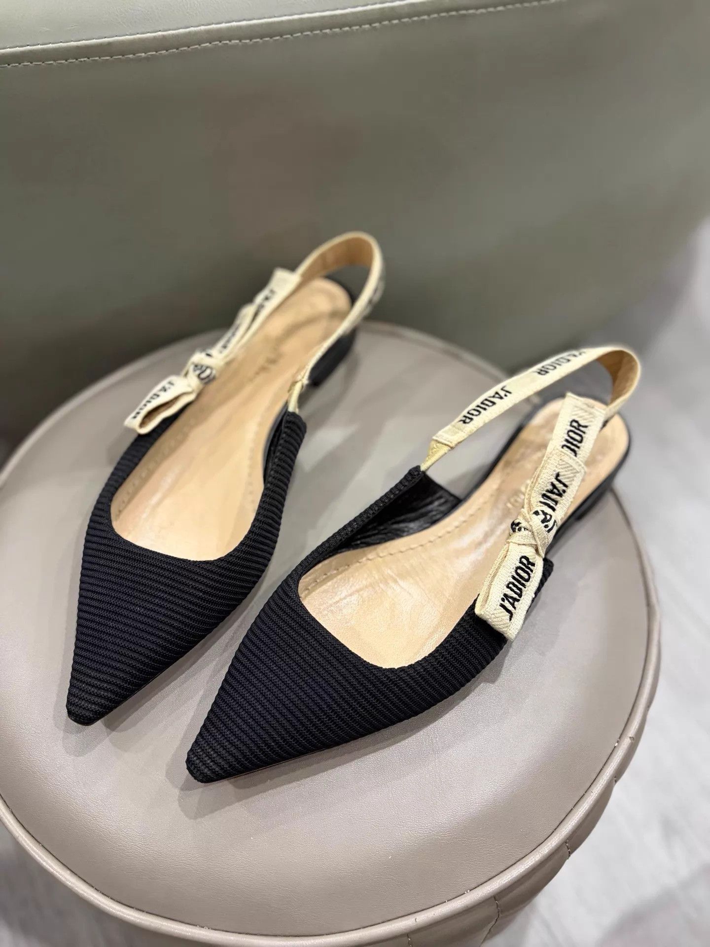 Dior Dior Black Fabric Bow Pointed Toe Sandal Near New Size 35.5 Size US 5 / IT 35 - 5 Thumbnail