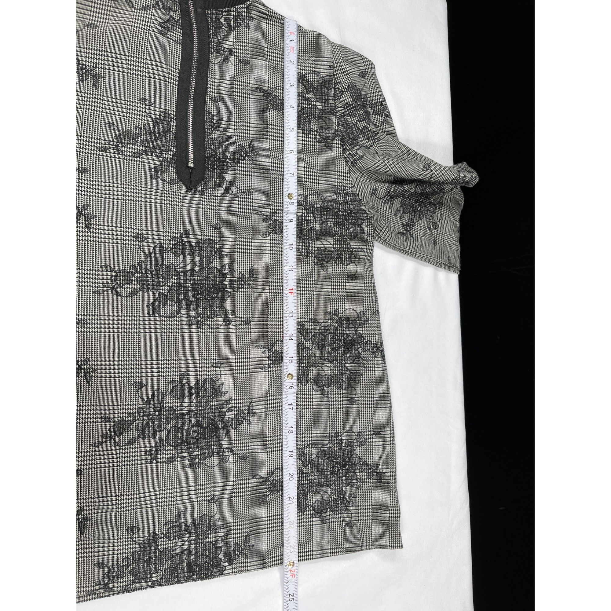 Zara Zara SKU 7888 Vintage Inspired Black White Floral Plaid Long Size S / US 4 / IT 40 - 5 Thumbnail