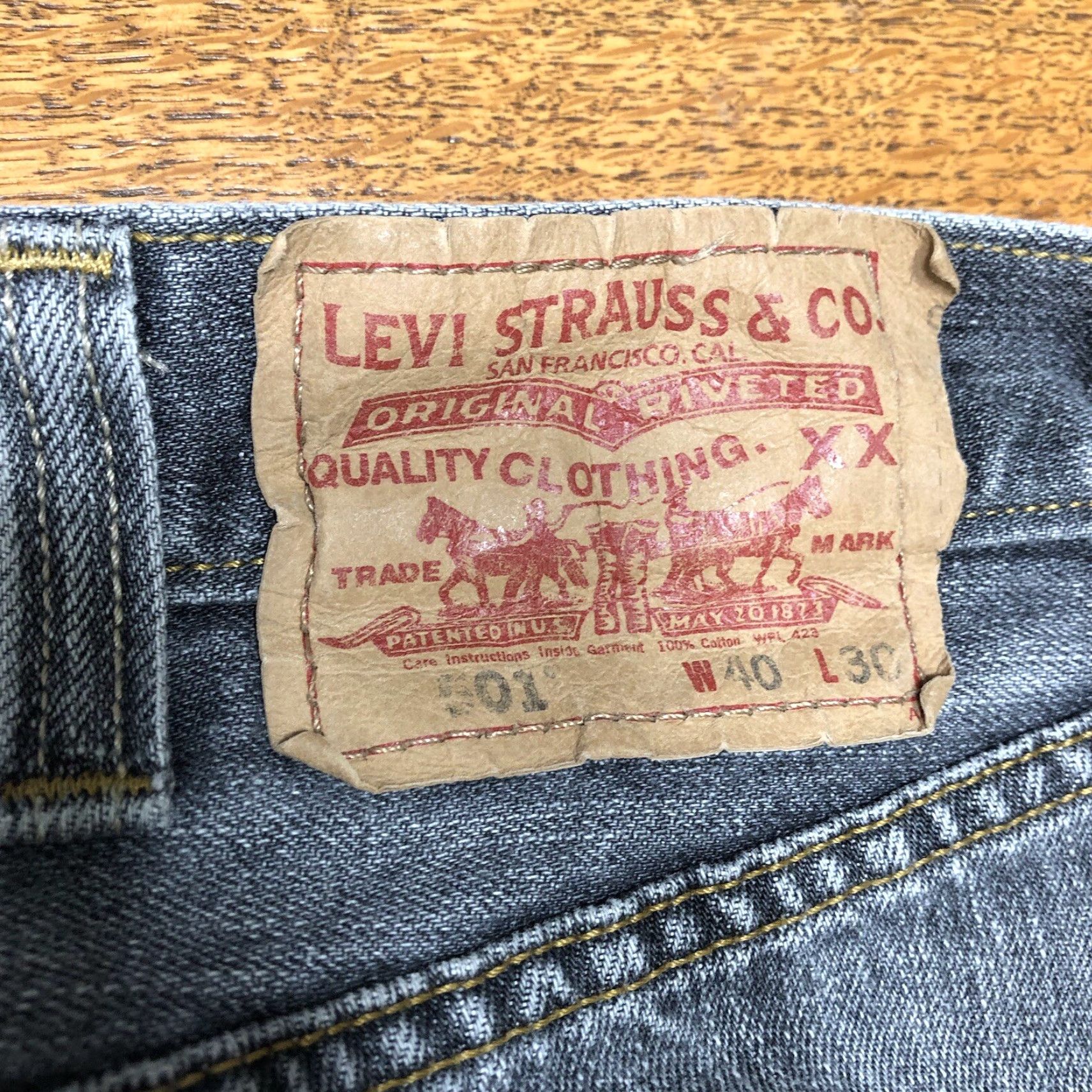 Levi's VINTAGE Levi's 501 Jeans Straight 38x29 Mens Gray Denim Button 5-Pocket Regular Cotton 90s USA 80s Size US 38 / EU 54 - 4 Thumbnail