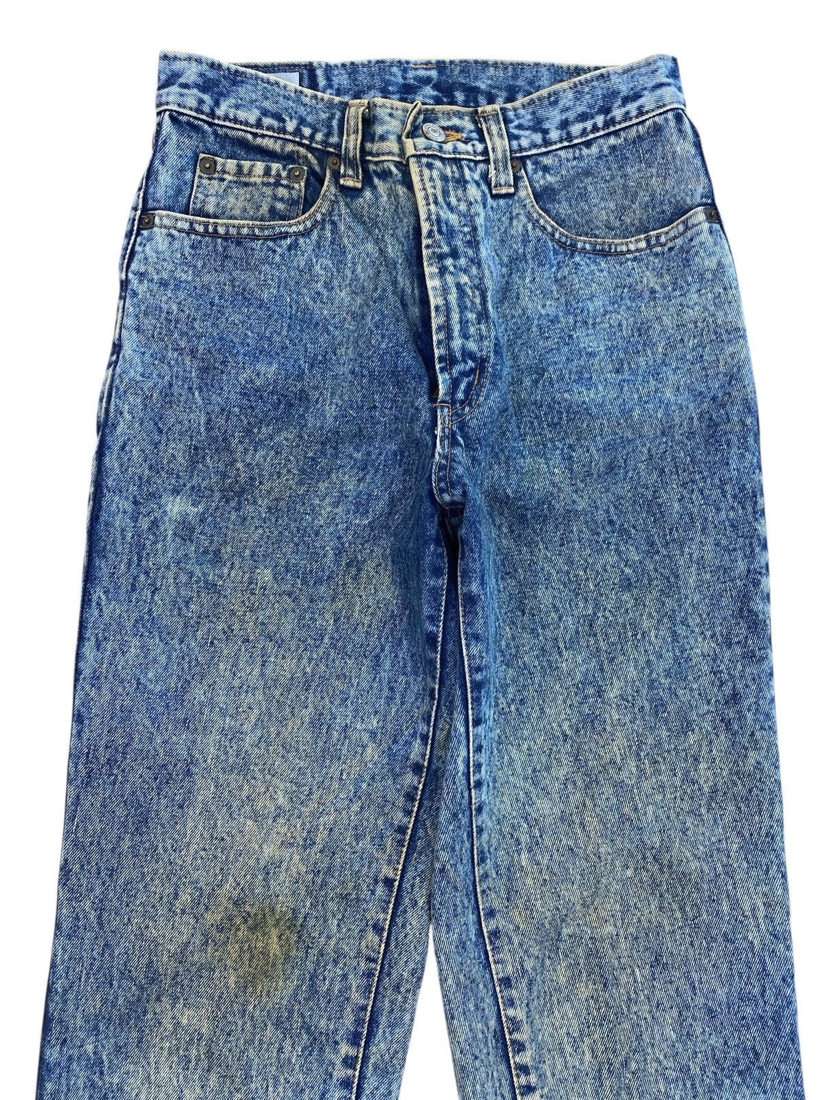 Japanese Brand Japanese Brand Acide Blue Wash Style Straight Cut Jeans Size US 26 / EU 42 - 2 Thumbnail