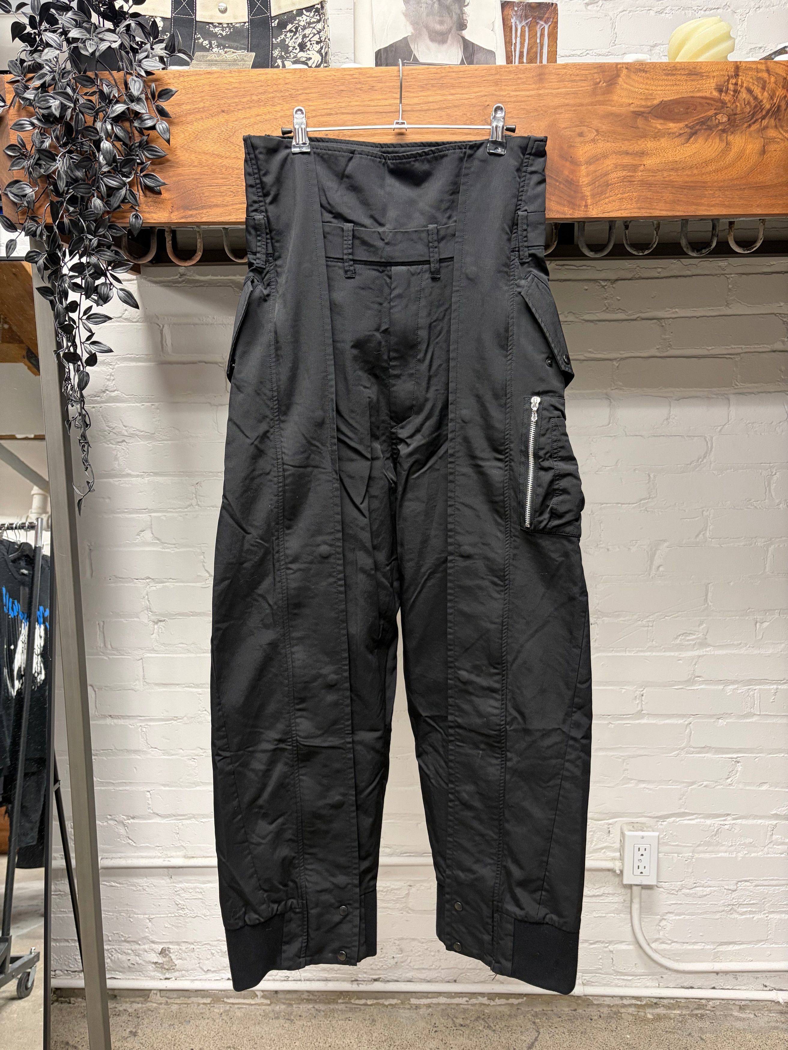 Julius AW2017 Julius ‘Neuromantica’ Cotton/Nylon Black Cargo Pants Size US 28 / EU 44 - 1 Thumbnail