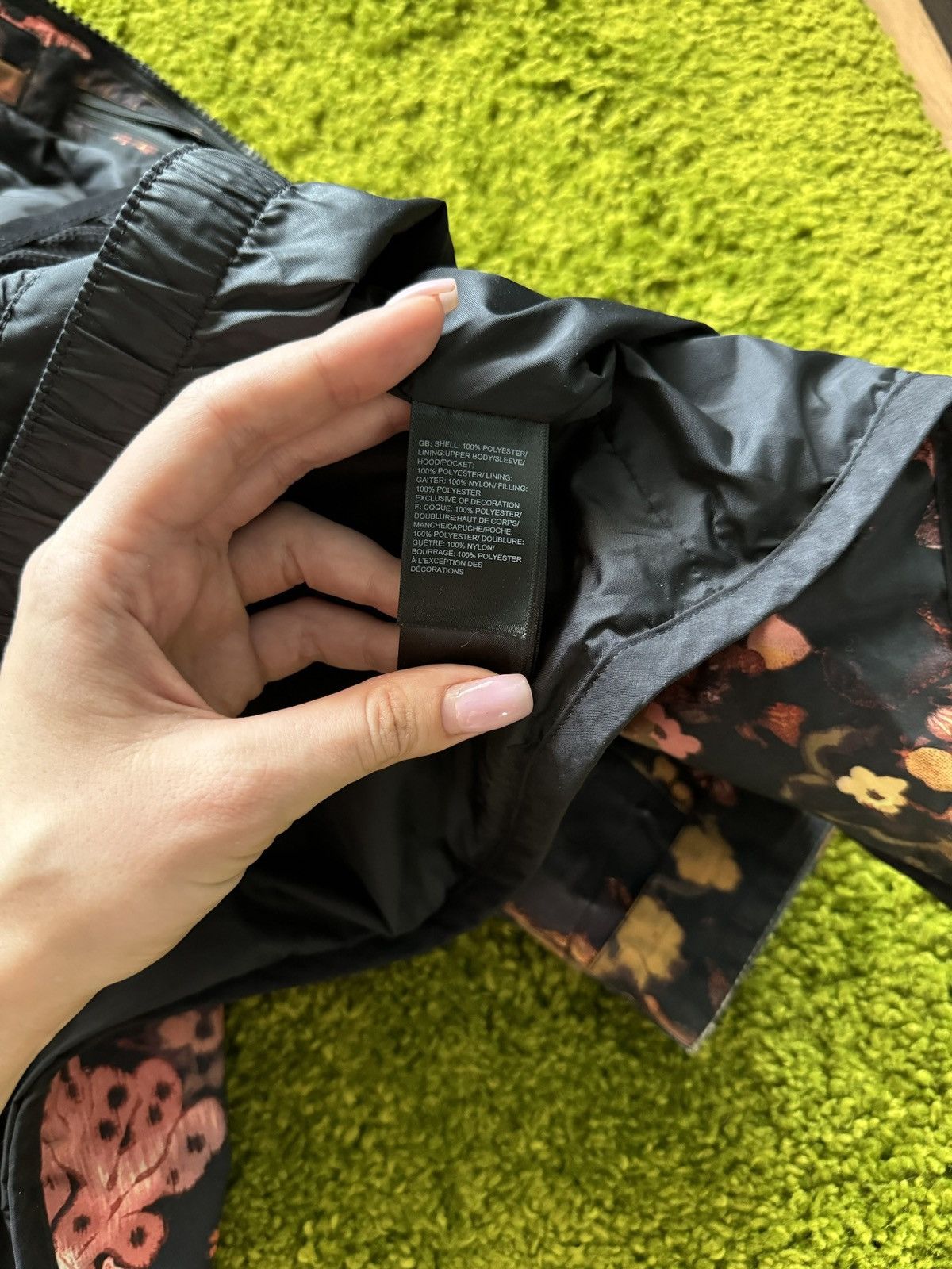 The North Face The North Face TNF gorpcore style floral pattern rare jacket Size XS / US 0-2 / IT 36-38 - 9 Thumbnail