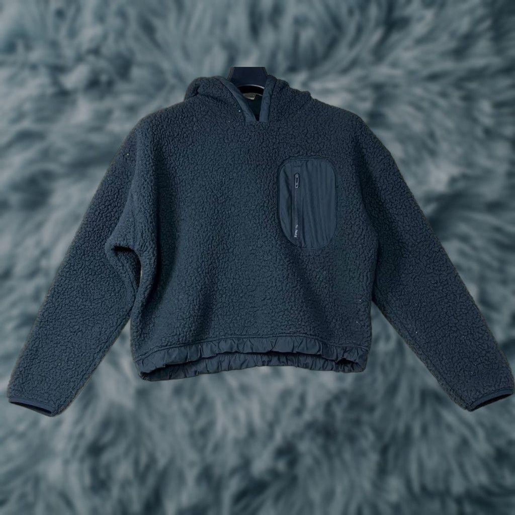Under Armour Under Armour Hoodie Women Black Teddy Fleece Sherpa Crop Size Medium Pullover Long Sleeve Pockets Activewear Size M / US 6-8 / IT 42-44 - 1 Thumbnail