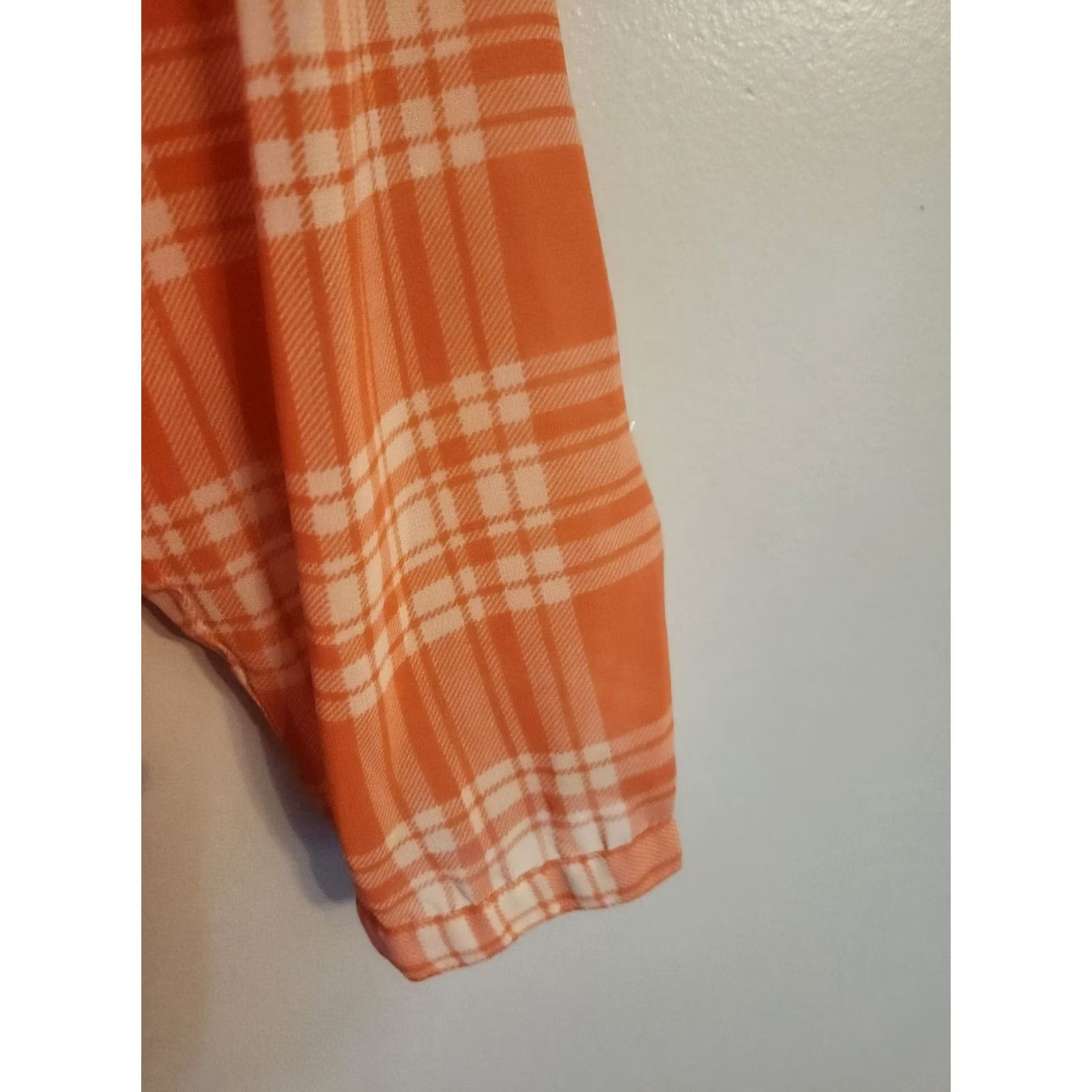 Vintage Serengeti Plaid Orange White Pleated Western Semi Sheer Top Boho 1X Women Blouse Pocketless? Size XL / US 12-14 / IT 48-50 - 5 Thumbnail