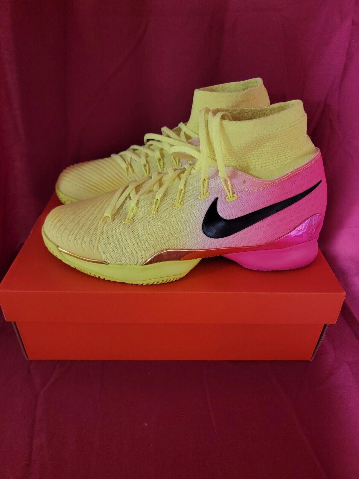 Nike Nike Air Zoom Ultrafly HC QS Tennis Sh Hyper Pink Size 11 Size US 11 / EU 44 - 1 Thumbnail