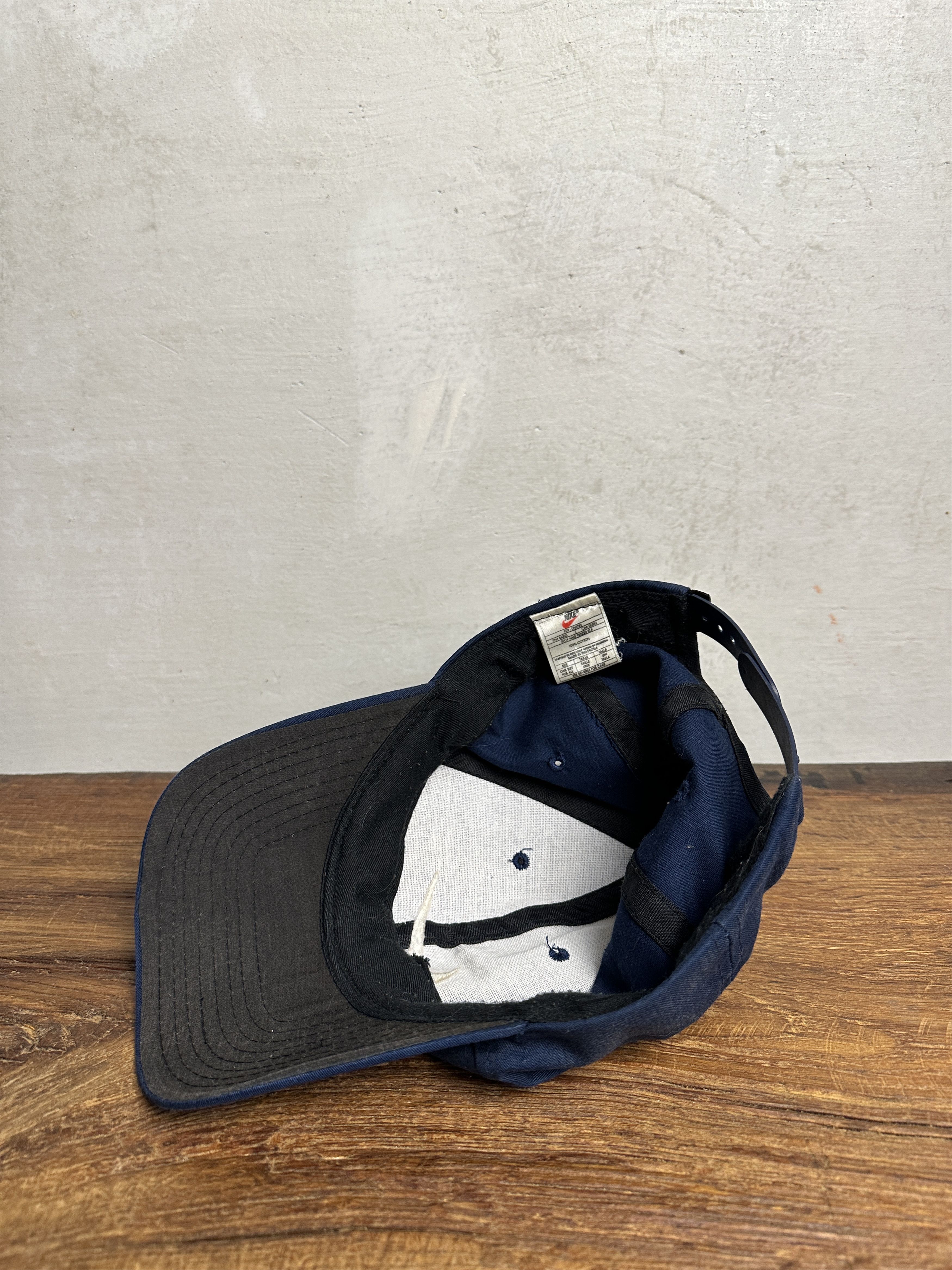 Nike Vintage Nike Baseball Cap Size ONE SIZE - 5 Thumbnail