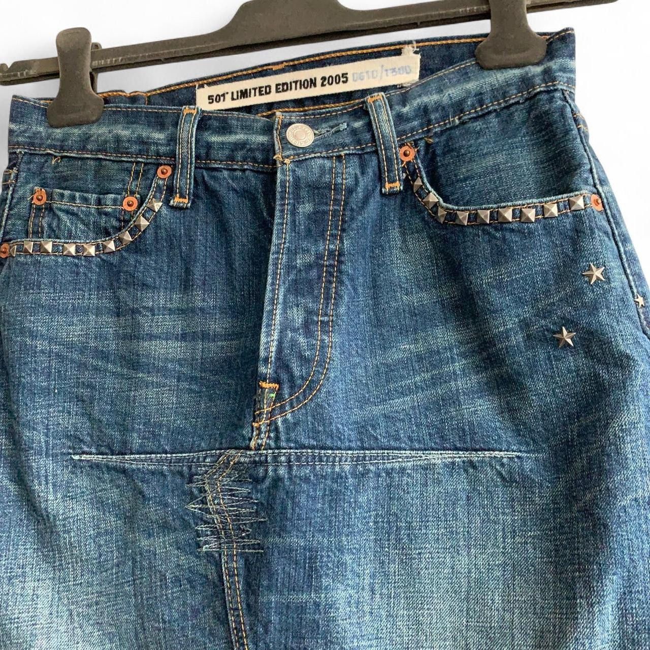Levi's 2005 “Reworked” line With Studs Detail Denim Skirt Size 28" / US 6 / IT 42 - 4 Thumbnail