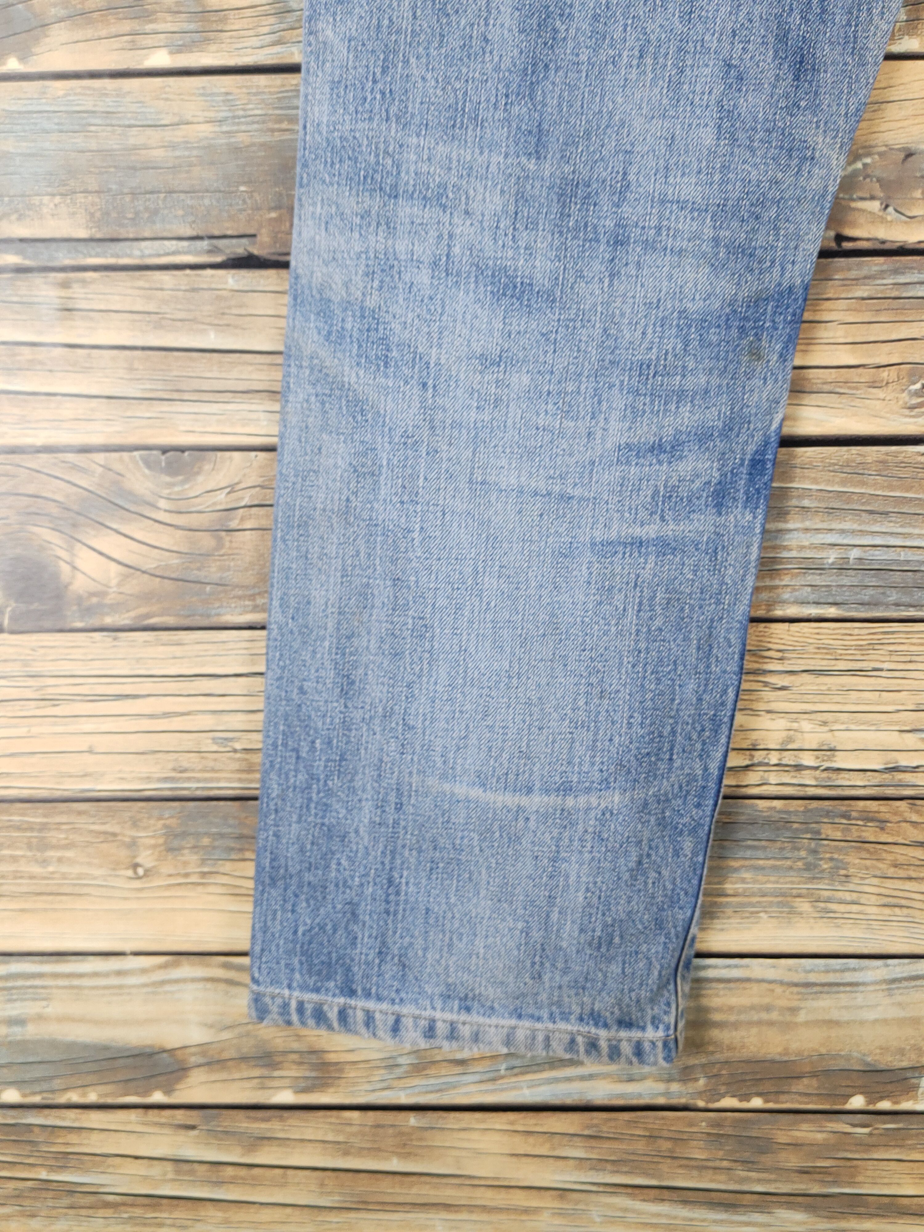 Japanese Brand Uniqlo Blue Distressed Ripped denim Jeans #W1710 Size US 30 / EU 46 - 9 Thumbnail