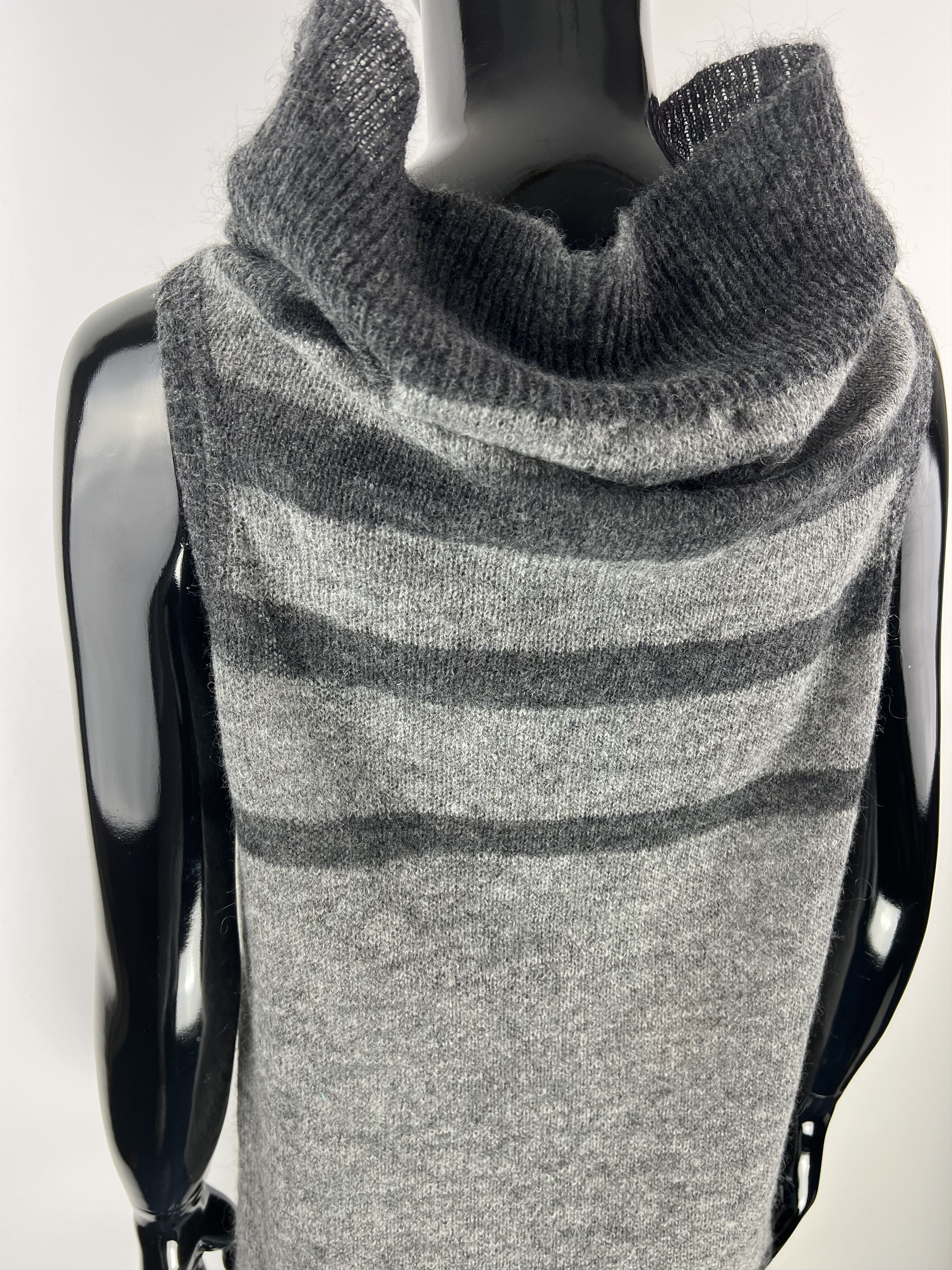 Max Mara Pennyblack By Max Mara Knit Sweater Sleeveless Sweater Size S / US 4 / IT 40 - 4 Thumbnail