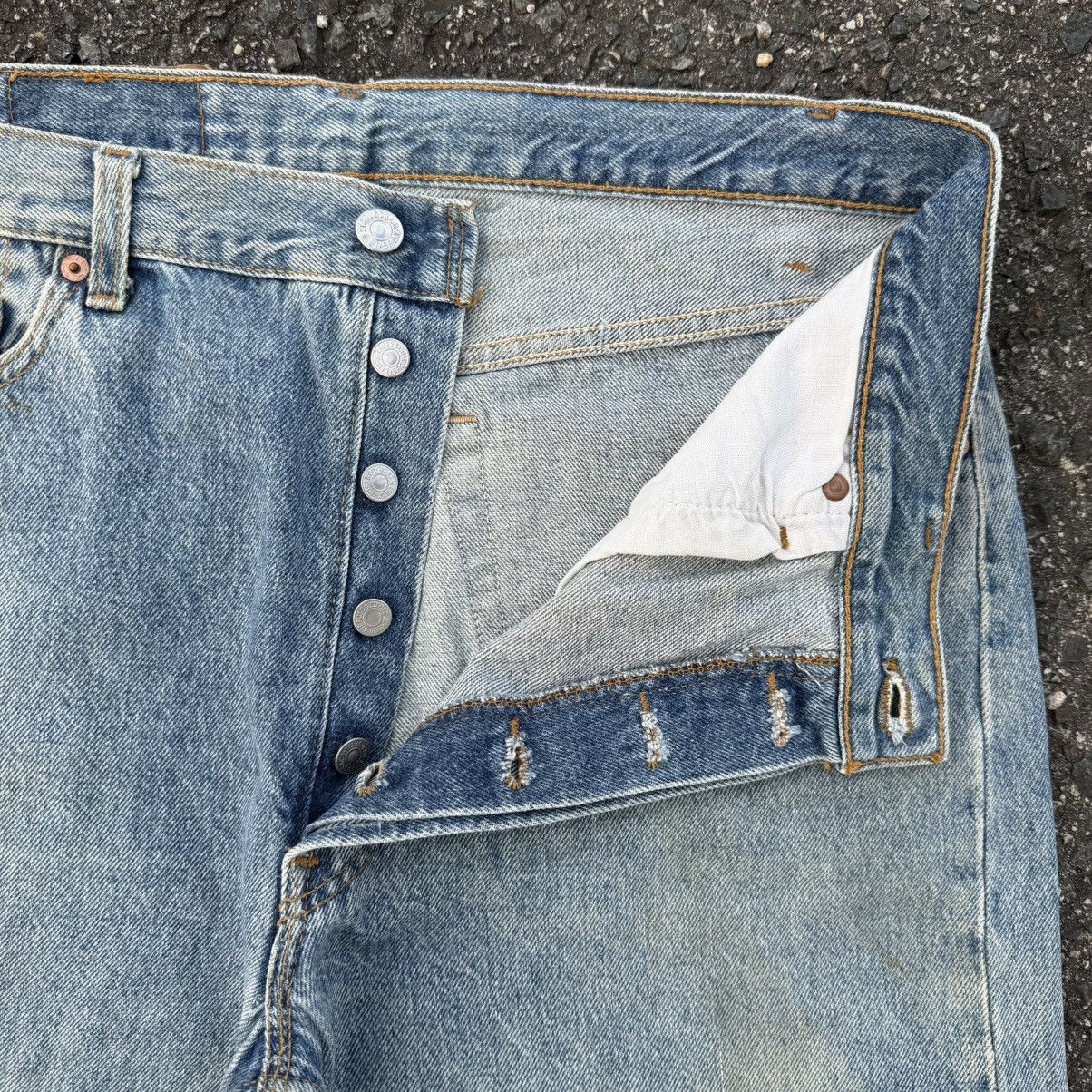 Levi's Vintage Clothing W35 VINTAGE LEVI'S 501 USA 91' FADED DENIM JEAN PANTS Size US 35 - 7 Thumbnail