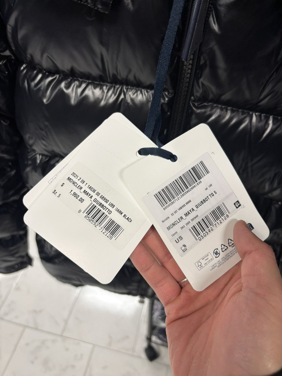 Moncler Moncler Maya Giubbotto black jacket size 5 Size US XL / EU 56 / 4 - 6 Thumbnail