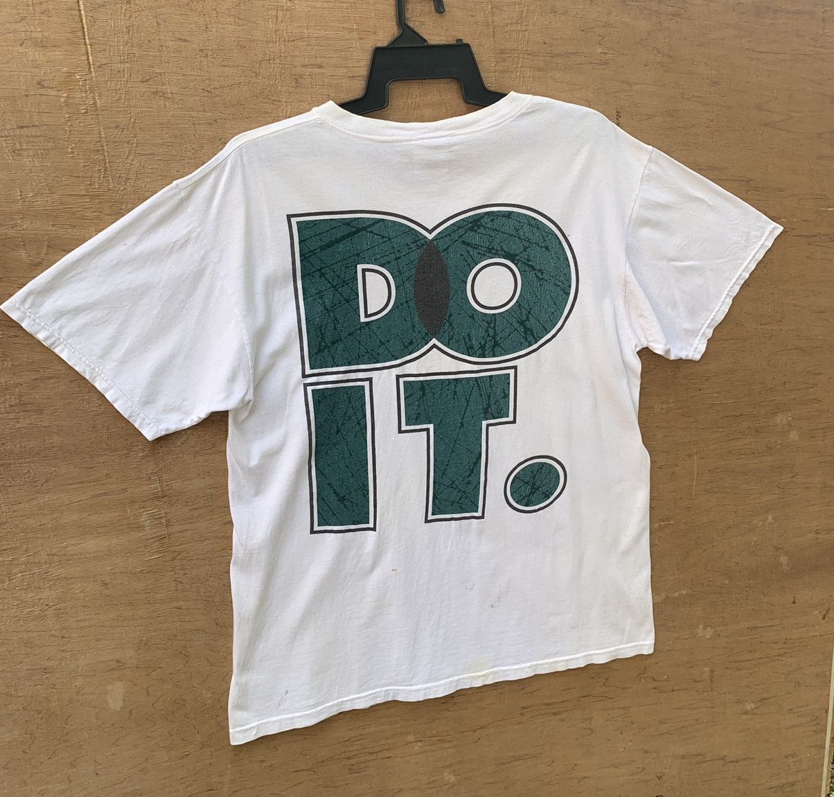 Nike × Vintage Distressed Dirty Vintage Nike JUST DO IT Big Spell T Shirt Size US M / EU 48-50 / 2 - 7 Thumbnail