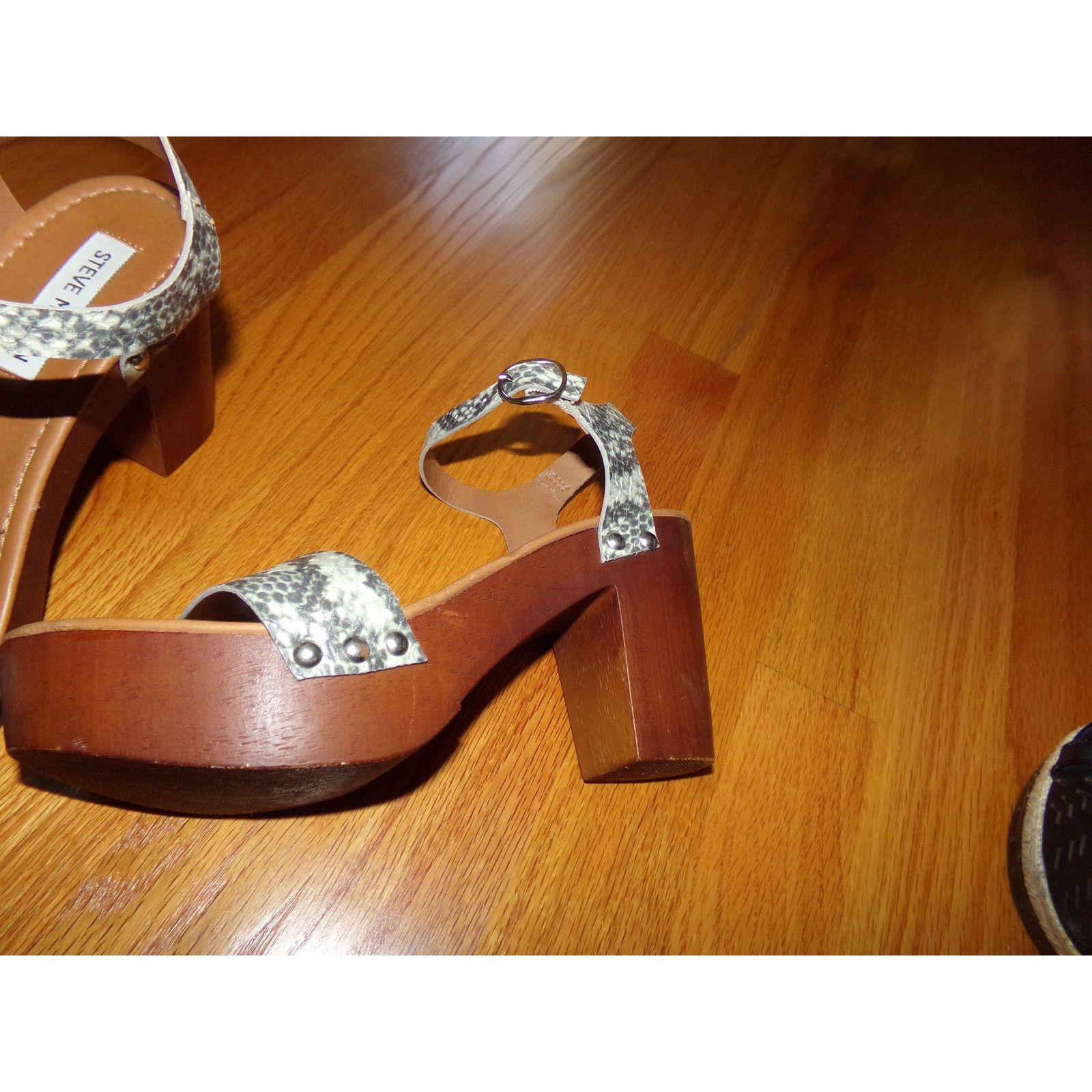 Steve Madden Steve Madden Luna retro wooden sole platform sandals 7 EUC Size US 7 / IT 37 - 3 Thumbnail