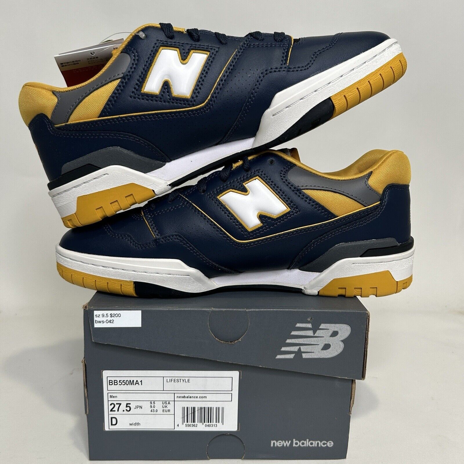 New Balance New Balance 550 “Michigan/Navy Yellow” 2024 Size US 9.5 / EU 42-43 - 3 Thumbnail