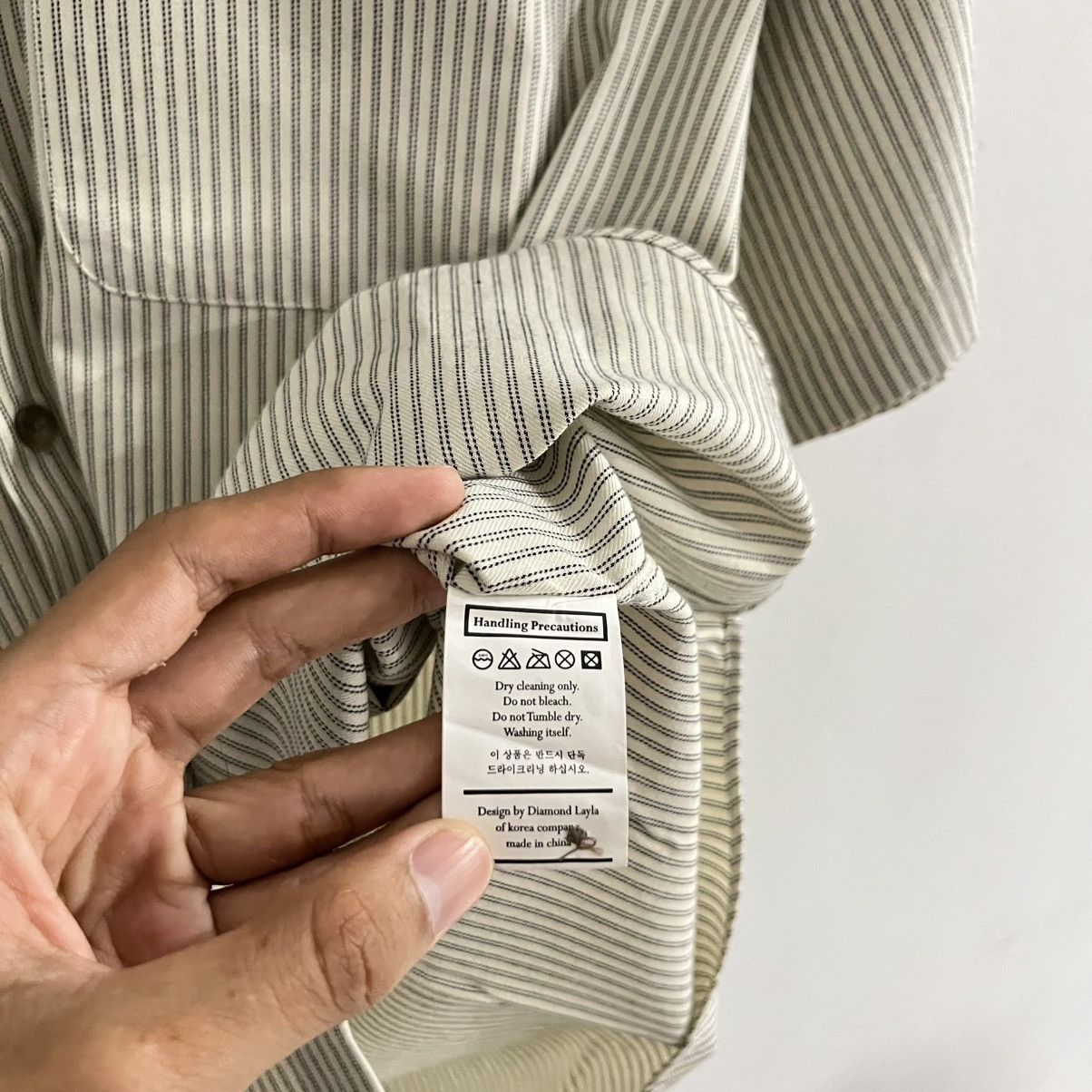 Issey Miyake Diamond Layla - Stried SS button Up Size US L / EU 52-54 / 3 - 5 Thumbnail