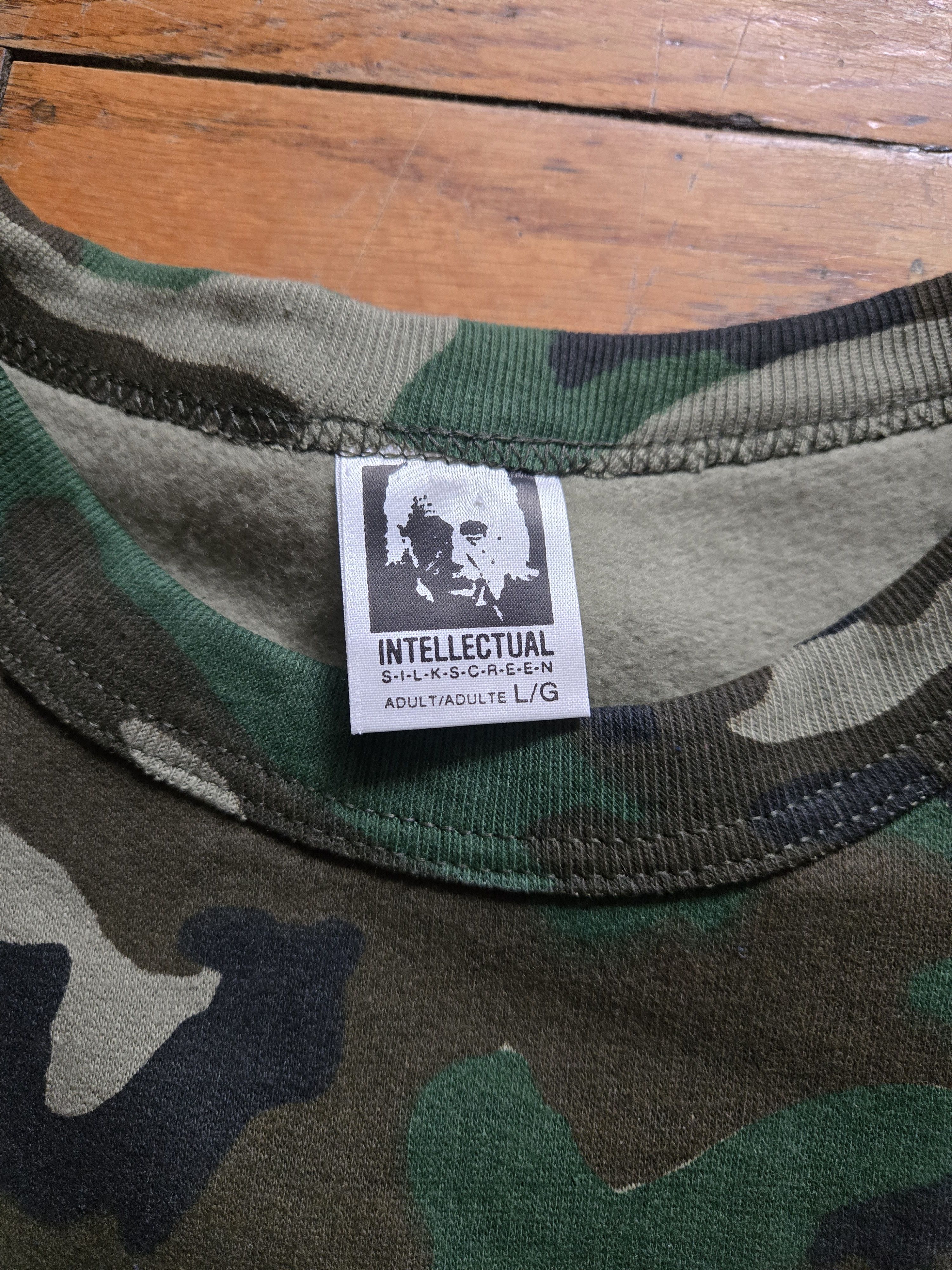 Vintage Vtg 1985 Commando Movie Promo L Camo Crew neck Sweatshirt Size US L / EU 52-54 / 3 - 4 Thumbnail