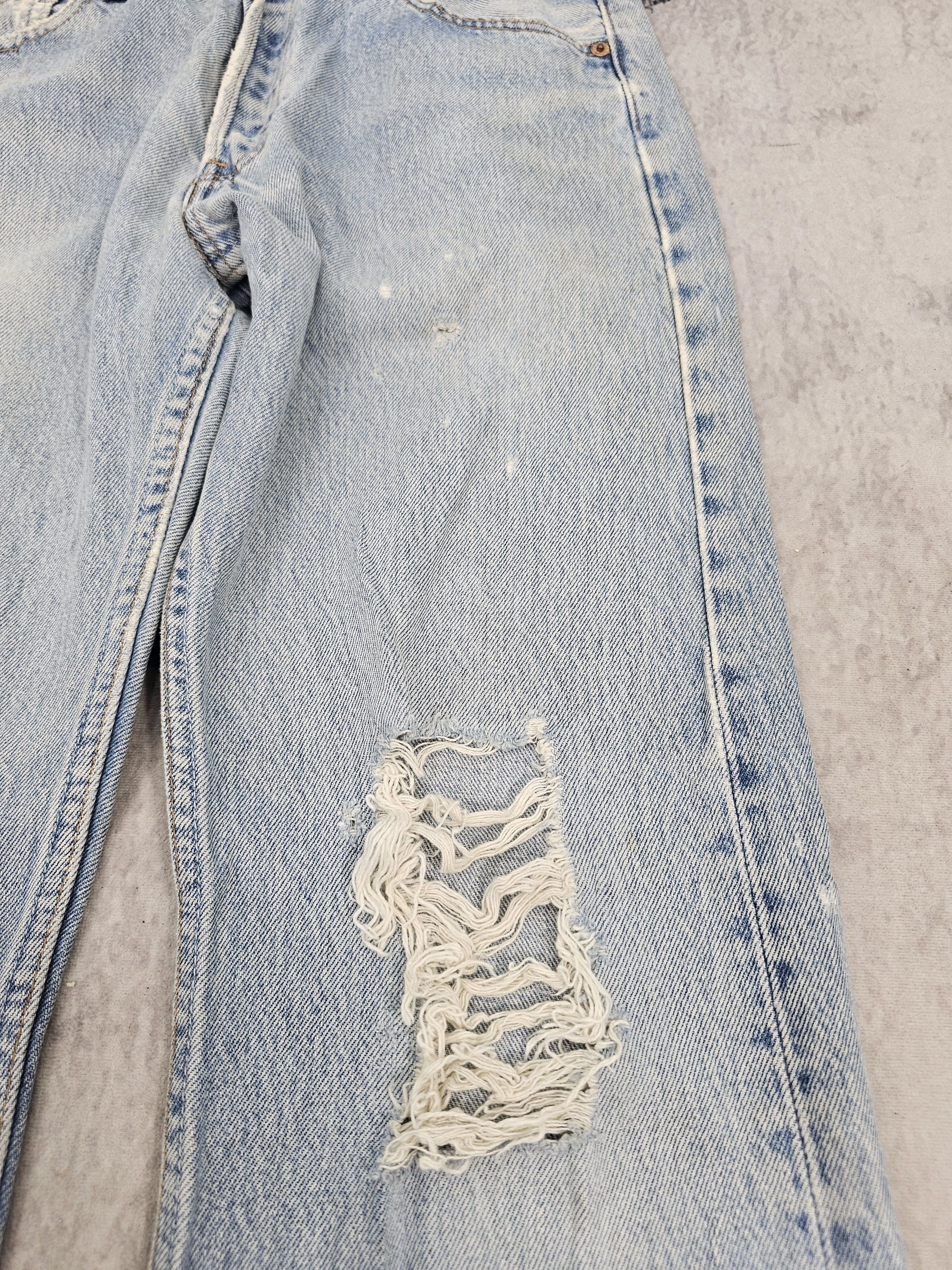 Levi's Vtg 90's LEVIS 501 XX Sun Faded Distressed Jeans L0438 Size US 31 - 2 Thumbnail