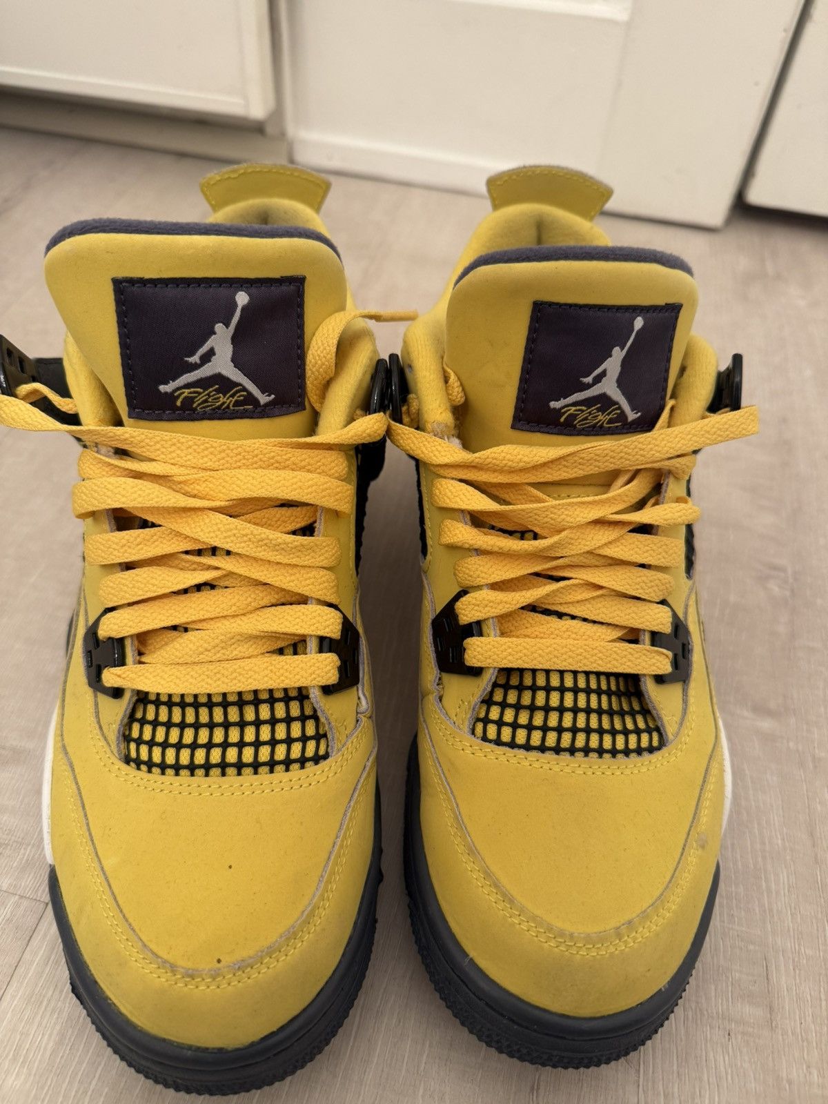 Jordan Brand Jordan 7y but will fit women size 8 Size US 7 / IT 37 - 7 Thumbnail