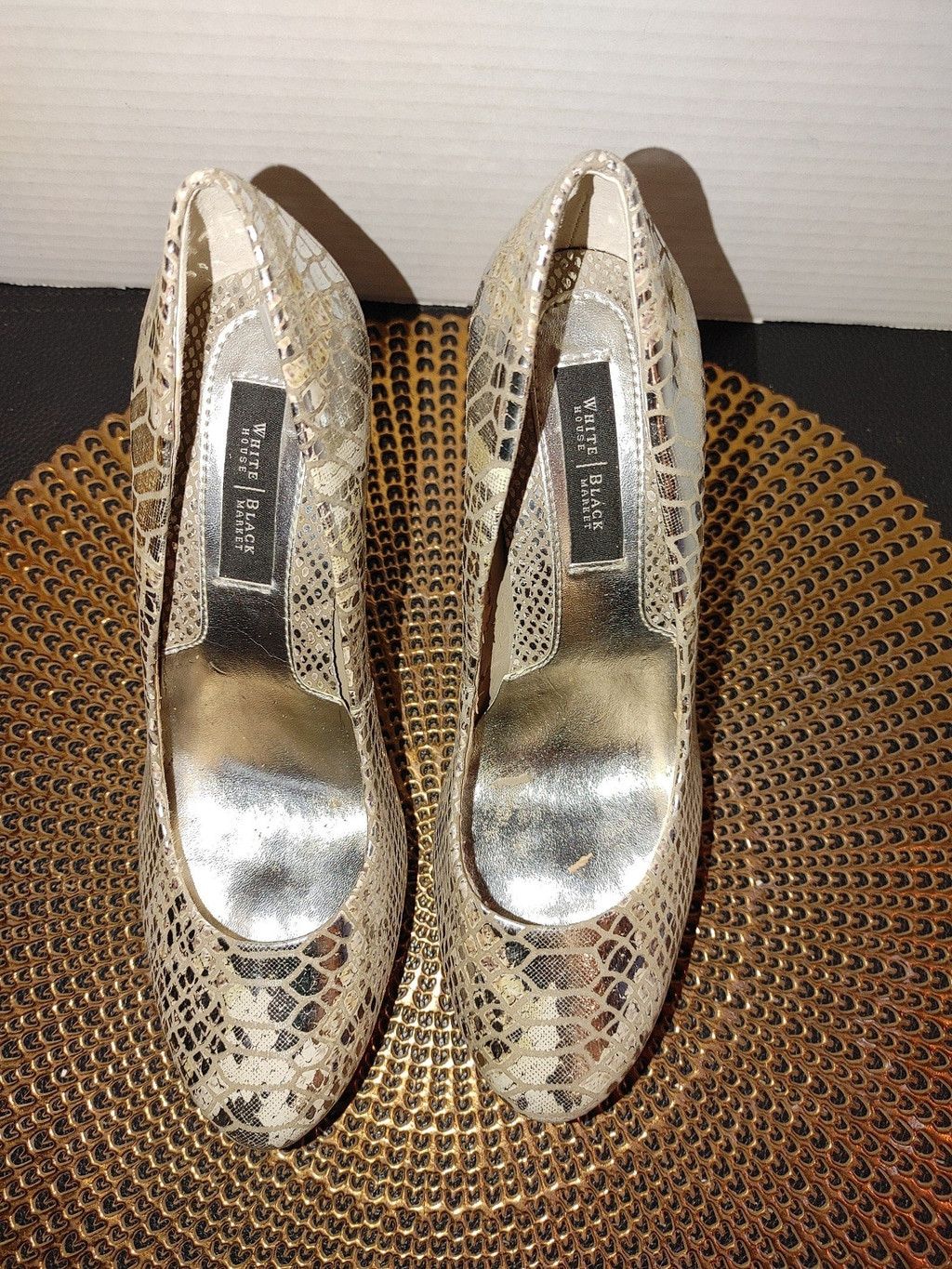 White House Black Market White House Black Market Snowflake Heels Size 6M Size US 6 / IT 36 - 3 Thumbnail