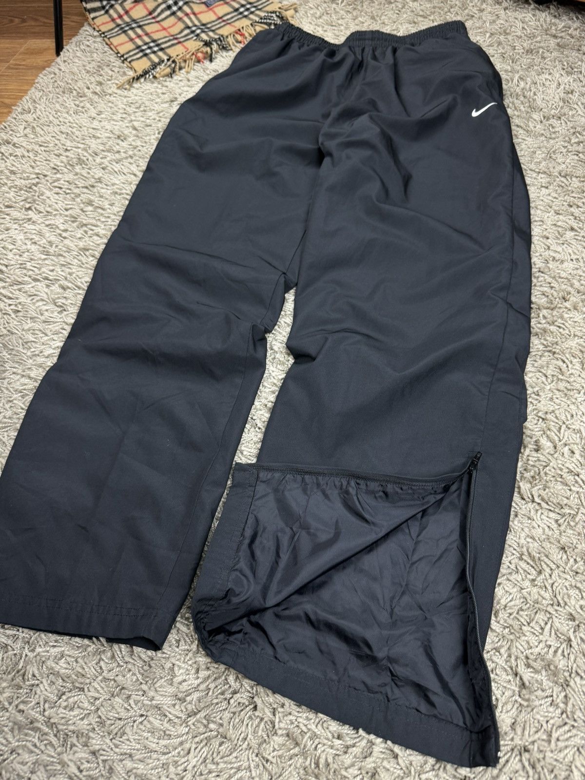 Nike Casual drill pants Nike nylon y2k original streetwear item Size US 33 - 4 Thumbnail