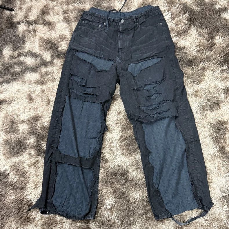 Balenciaga Balenciaga Distressed Patchwork Denim Jeans - dmc Size US 32 / EU 48 - 1 Thumbnail