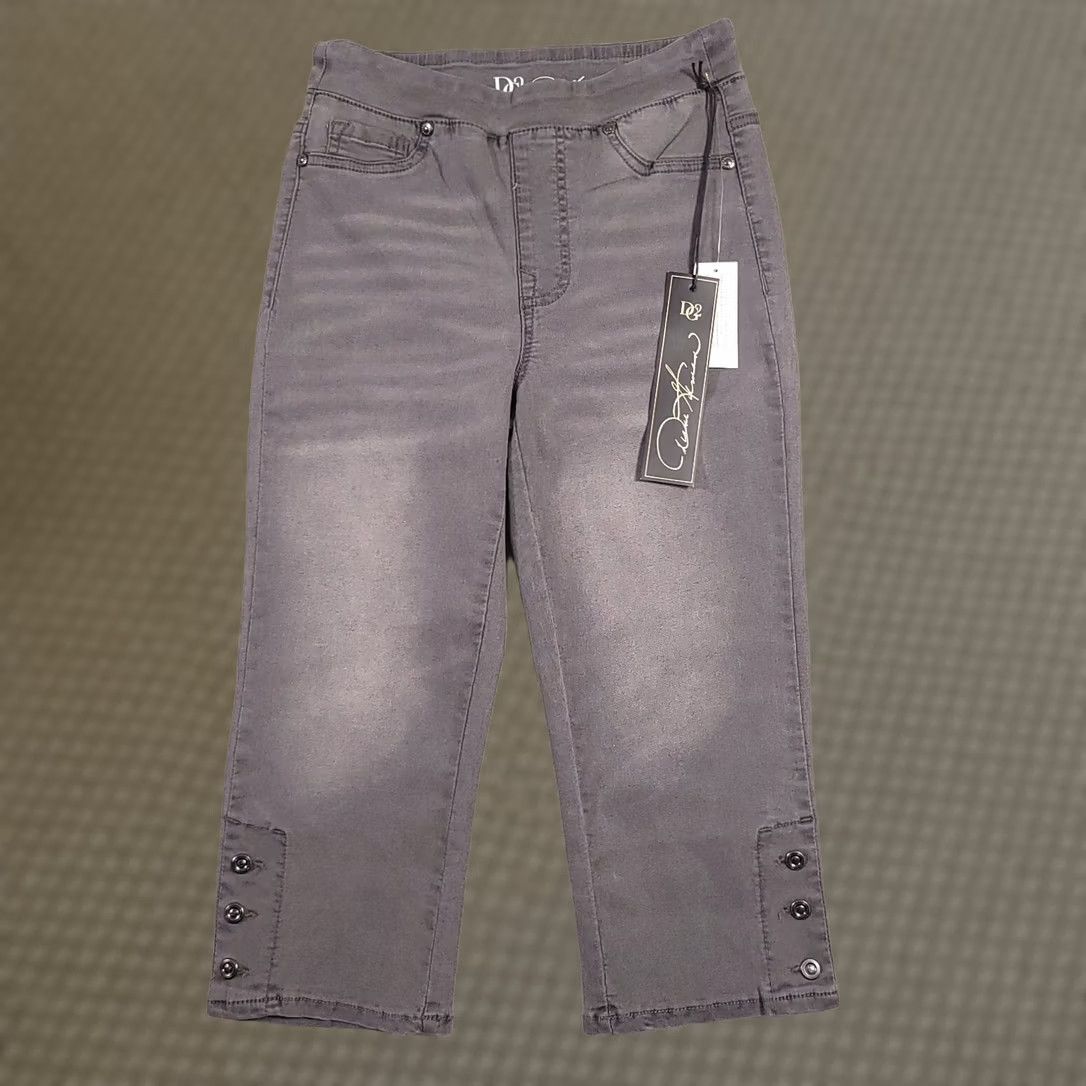 Denime Diane Gilman DG2 Denim Capri Pull-On Jeans Women XXS Gray Stretch Mid-Rise Size 42" / US 20 - 1 Thumbnail