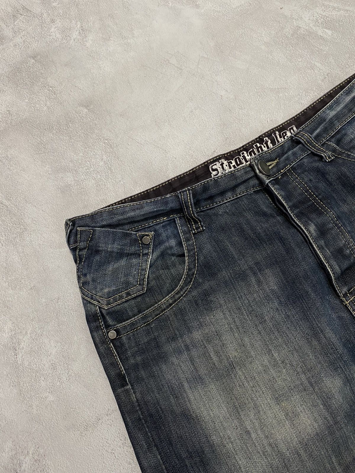 Japanese Brand × Vintage 🩻 Vintage Straight Leg Jeans Pants Distressed Style Size US 36 / EU 52 - 4 Thumbnail