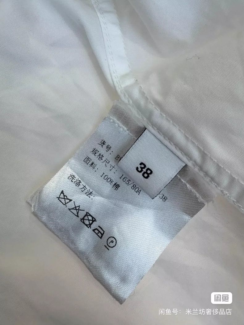 Givenchy Givenchy Size38 Simple White T-shirt Size: 38 Size US M / EU 48-50 / 2 - 4 Thumbnail