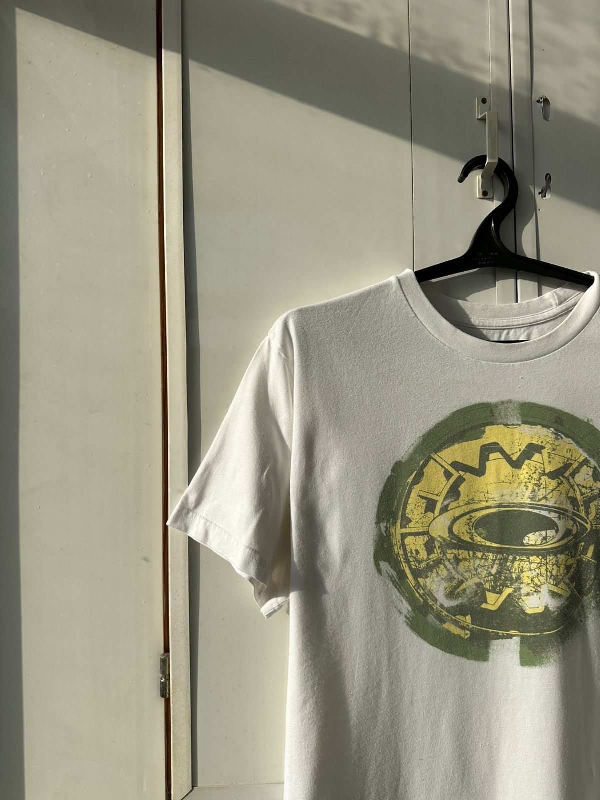 Oakley Vintage Oakley T-shirt 3D Y2K Logo Size US L / EU 52-54 / 3 - 3 Thumbnail