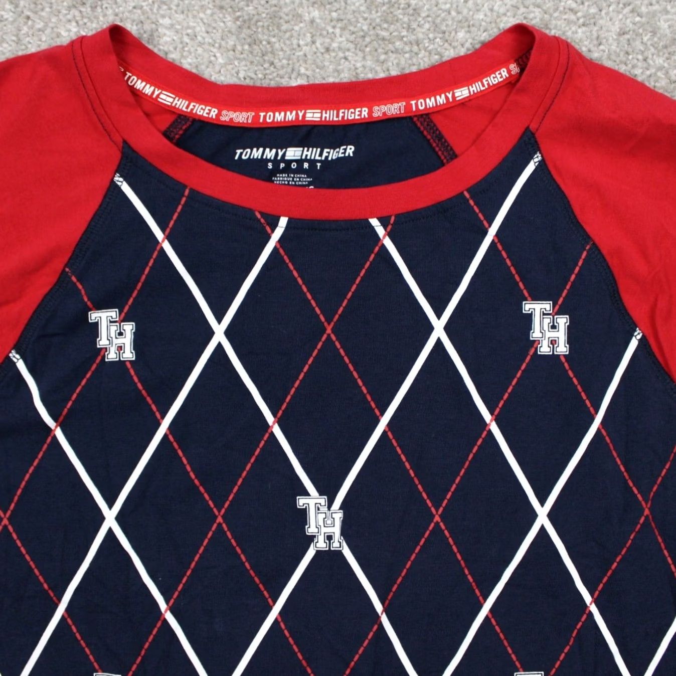 Tommy Hilfiger Tommy Hilfiger AOP Shirt Womens XL Blue/Red All Over Print Long Sleeve Pullover Shirt Womens XL Blue/Red 90s Tommy Hilfiger Shirt Mens? Size XL / US 12-14 / IT 48-50 - 5 Thumbnail