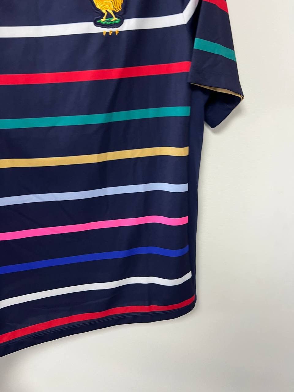 Nike France 2024/2025 Pre match Football Shirt Mailot Nike M Size US M / EU 48-50 / 2 - 9 Thumbnail