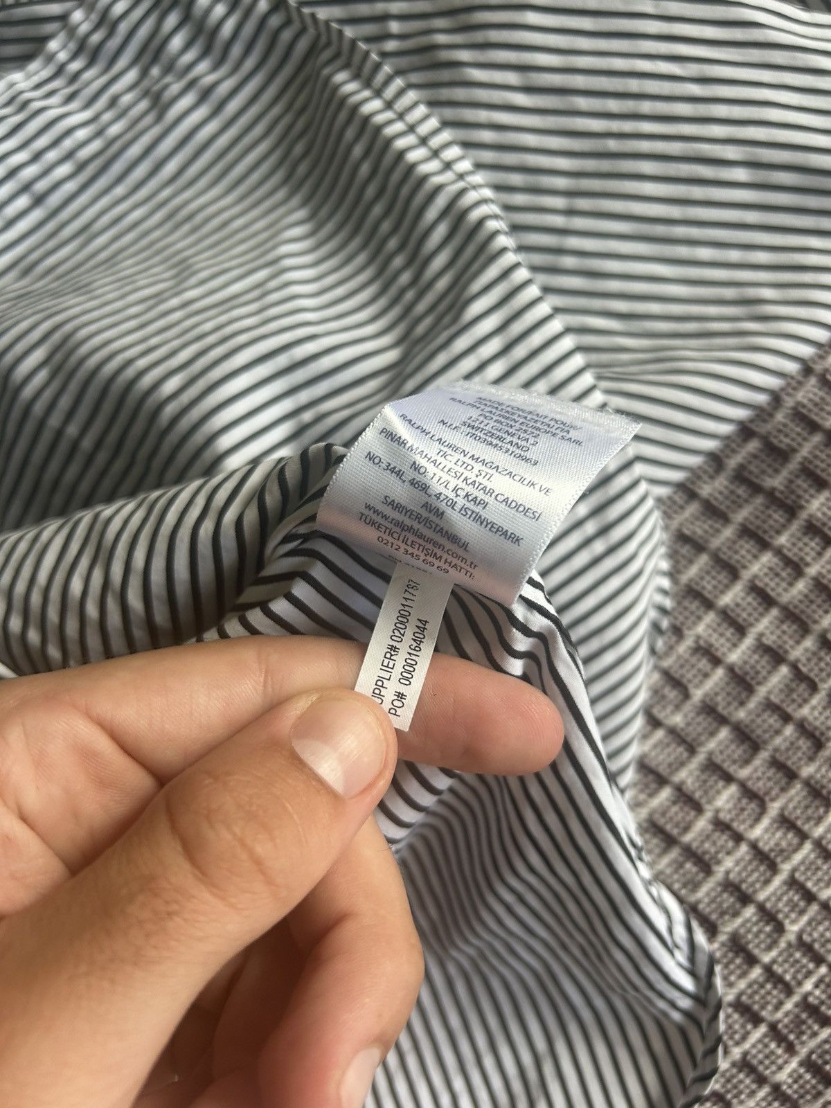 Polo Ralph Lauren Polo Ralph Lauren Striped Solid Style Shirt Button Up Size M Size US M / EU 48-50 / 2 - 11 Thumbnail