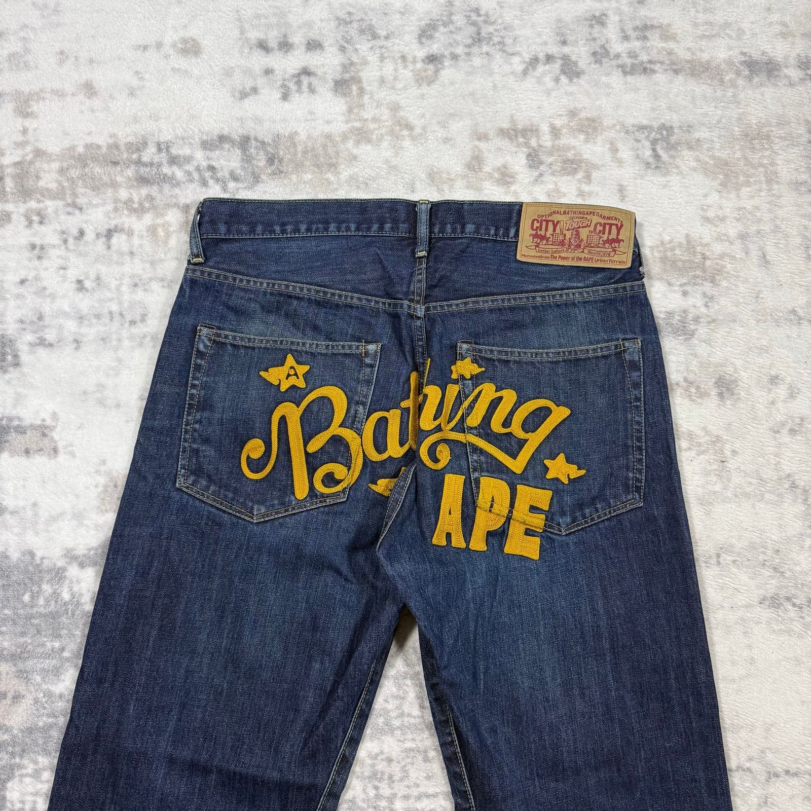 Bape × Nigo Authentic Bape 2000’s Shooting Star Jeans 32 Size US 32 / EU 48 - 2 Thumbnail
