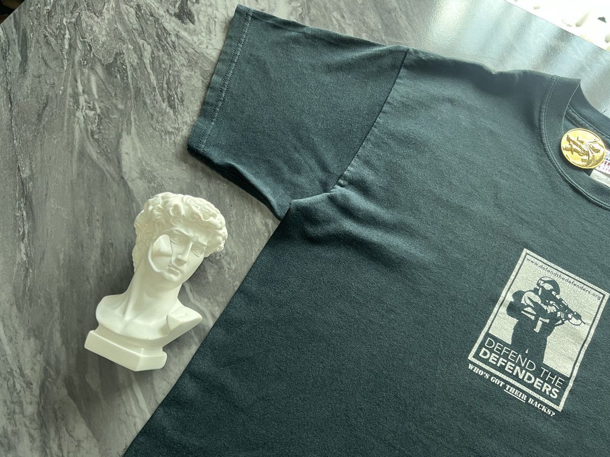 Other × Vintage Defend The Defender : Who Got Their Back Size US L / EU 52-54 / 3 - 2 Thumbnail