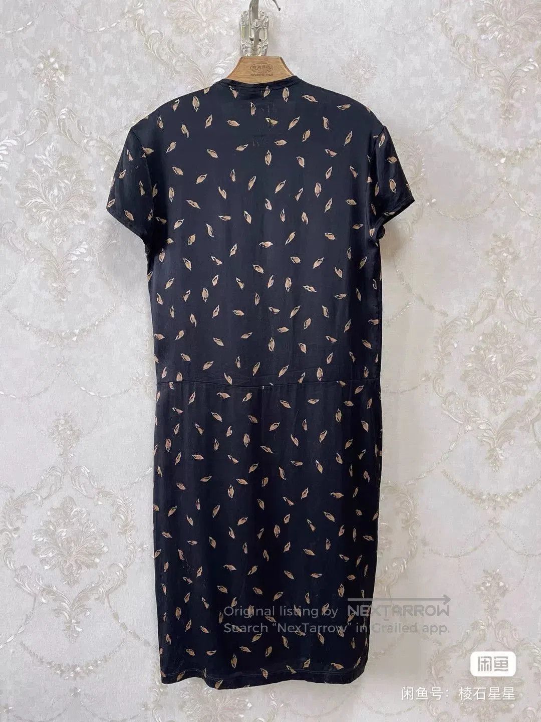 Saint Laurent Paris Saint Laurent Feather Silk Runway Dress. Size M / US 6-8 / IT 42-44 - 7 Thumbnail
