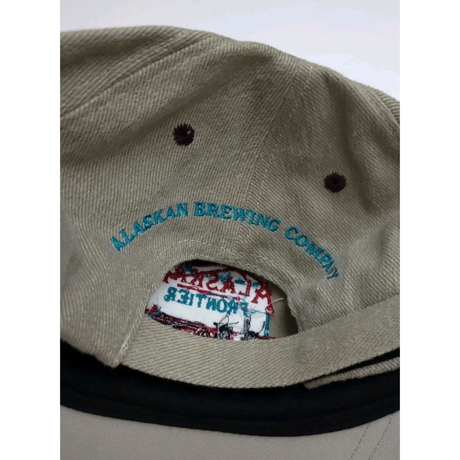 Vintage VINTAGE Alaska Frontier Airplane Embroidered Hat Alaska Brewing Company Beige Adjustable Men Cap Arctic Circle Baseball Cap Mens Size ONE SIZE - 3 Thumbnail