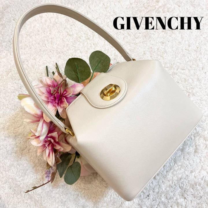 Givenchy GIVENCHY TURNLOCK BUCKLE MILK BOX Size ONE SIZE - 1 Thumbnail