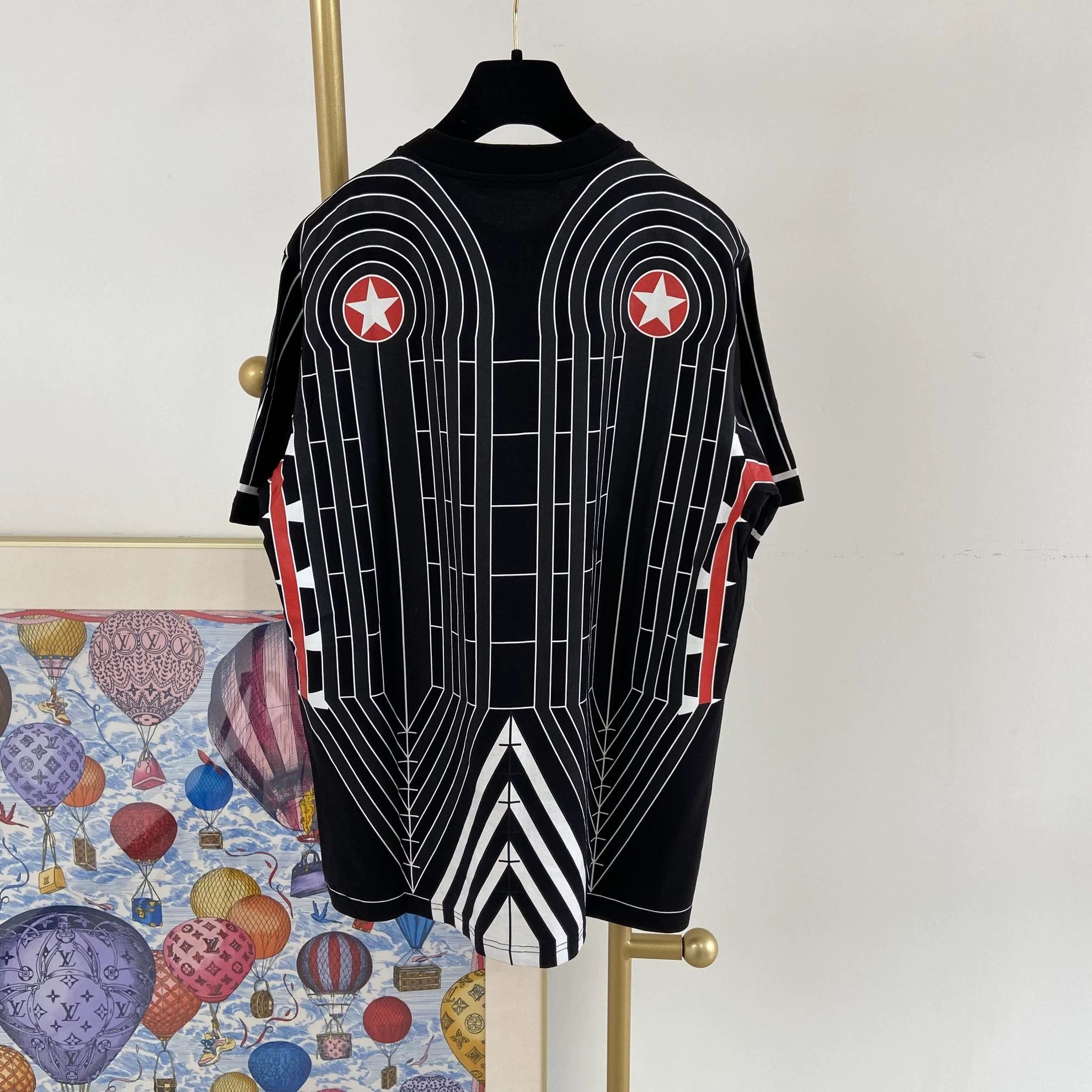 Givenchy Givenchy All Over Print T-shirt S Size US S / EU 44-46 / 1 - 2 Thumbnail