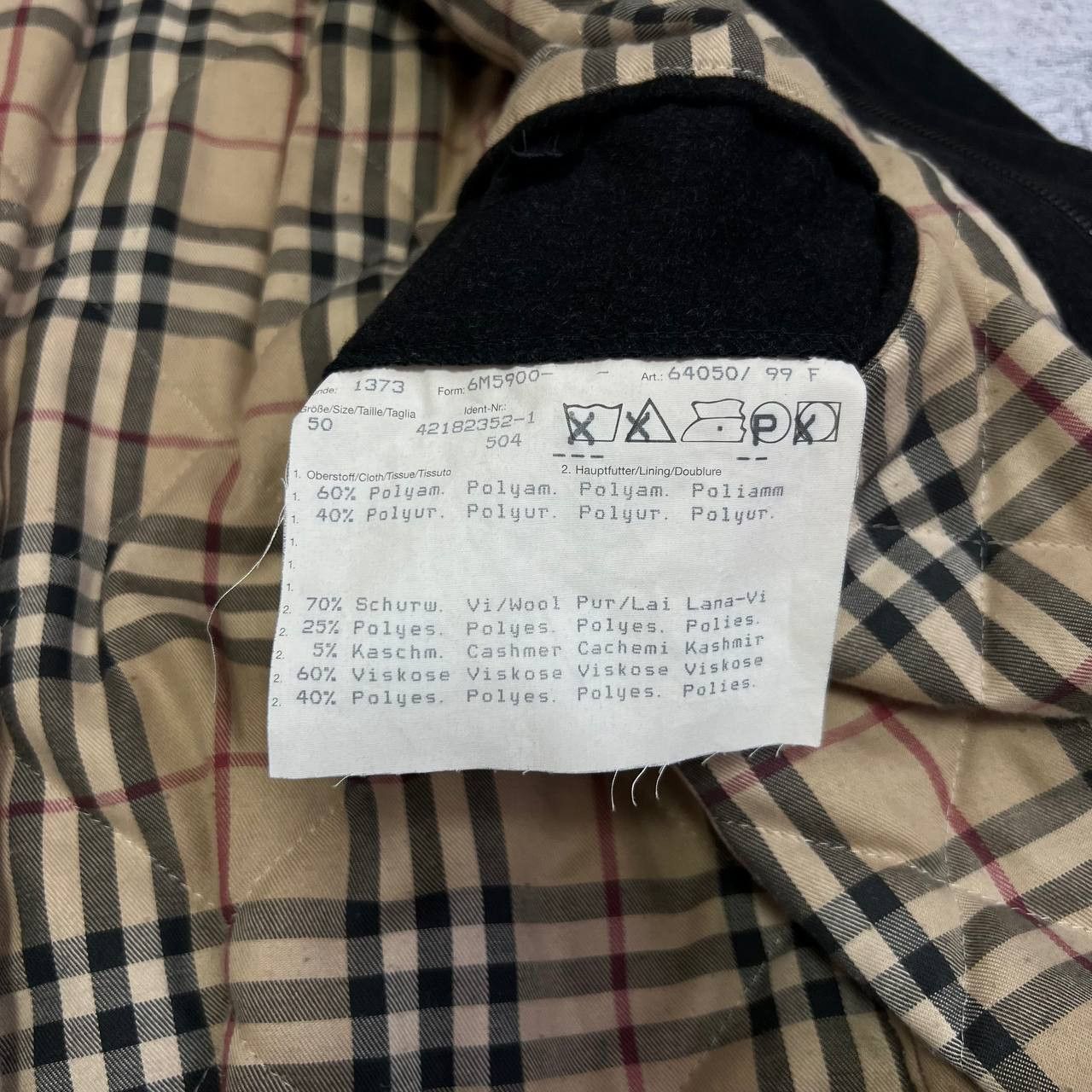 Burberry × Vintage Burberry London Men's Suede Coat Size 50 Size US M / EU 48-50 / 2 - 12 Thumbnail