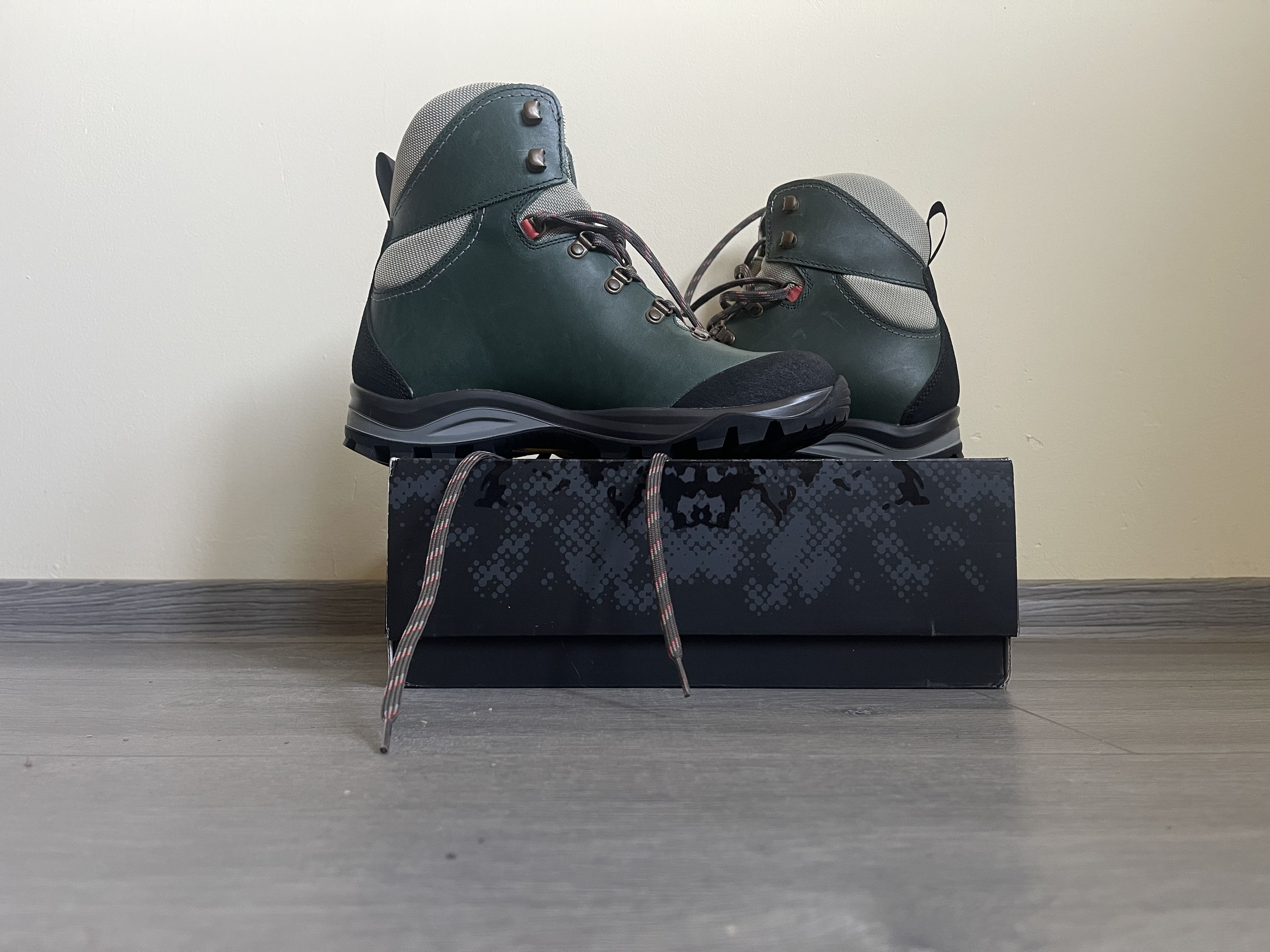 Other Zamberland 330 Marie GTX Size US 7 / IT 37 - 2 Thumbnail